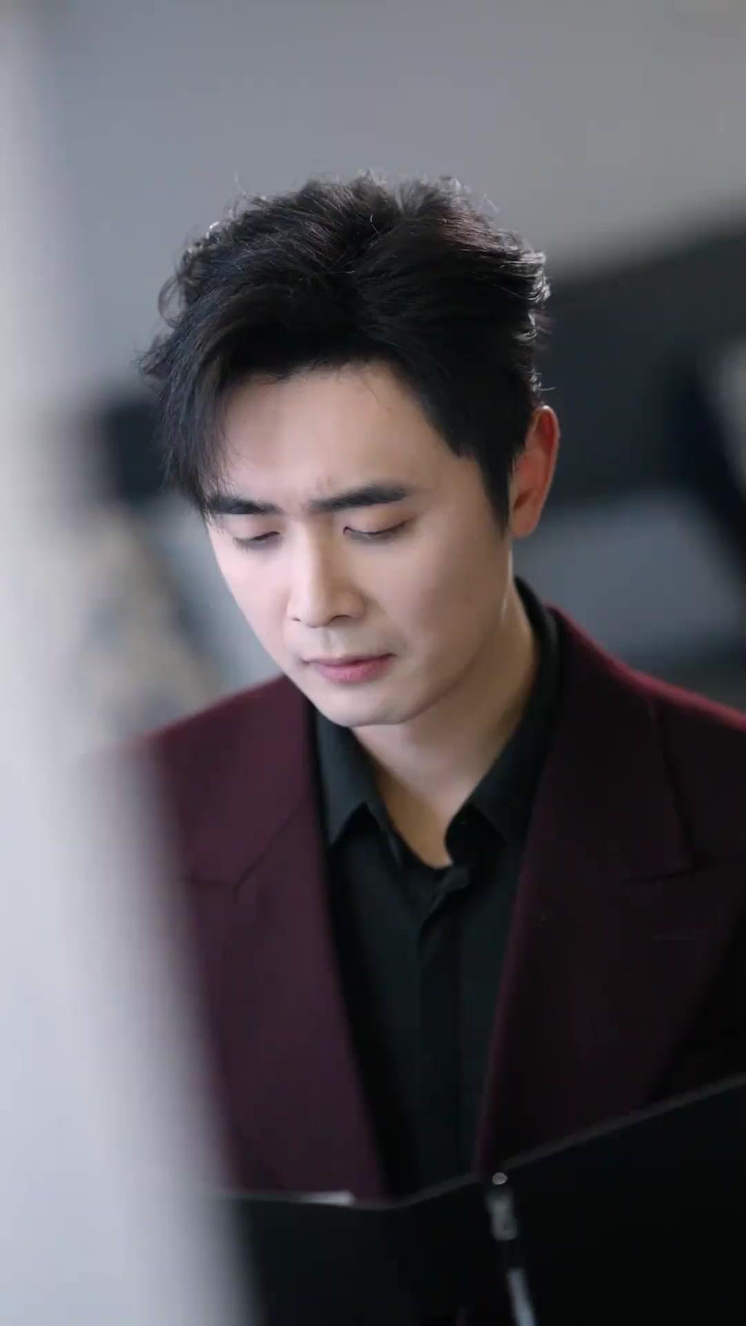 愛が壊れる音は雪より静か