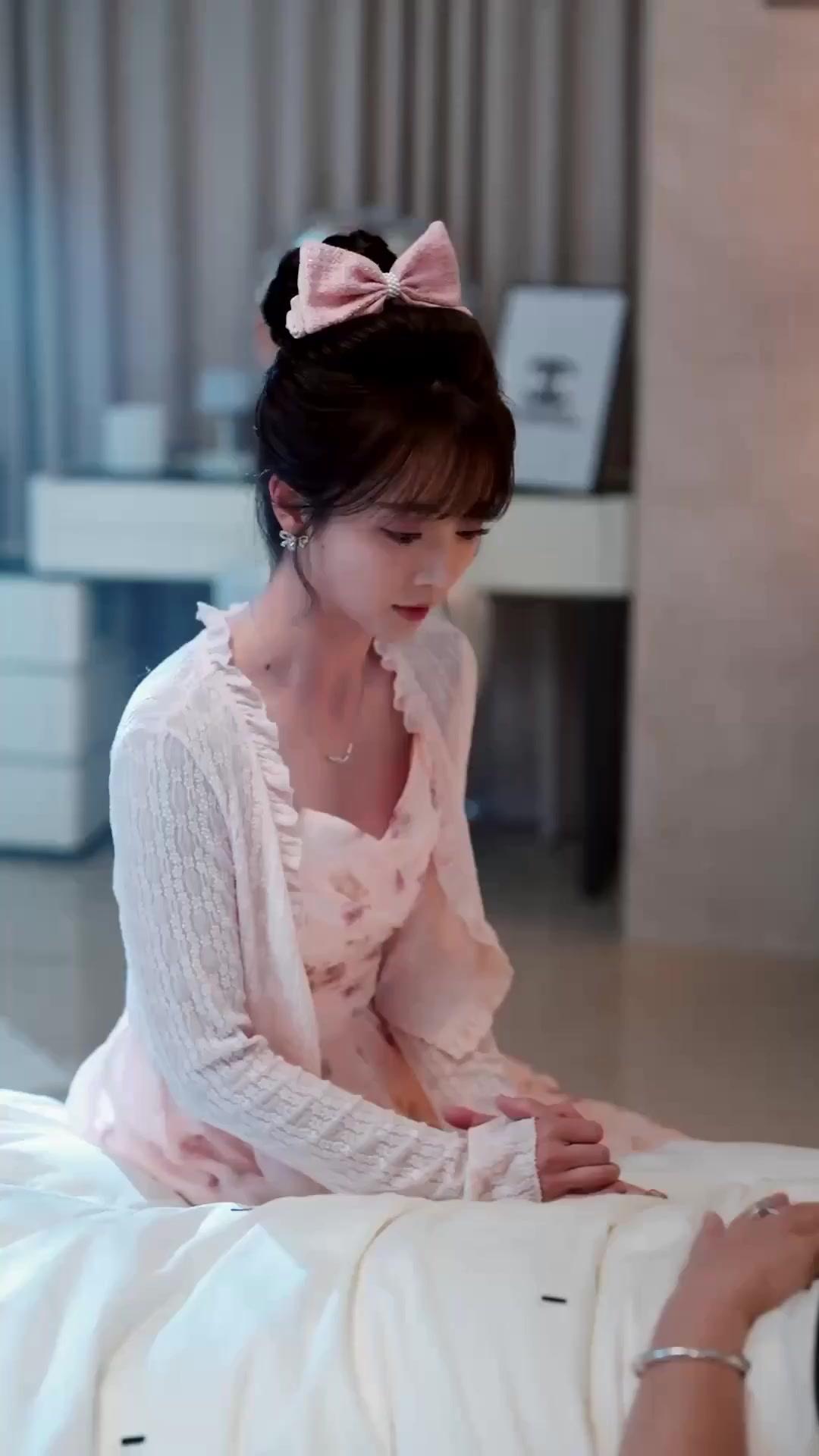 (Dubbed) The Healing Girl and Her Devoted CEO