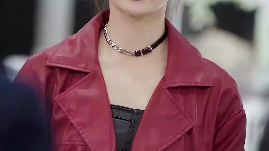 When the Floor Becomes a Stage