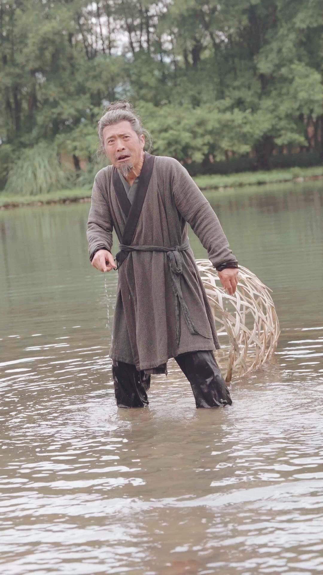 強引に奪った夫、まさかの皇太子様！？