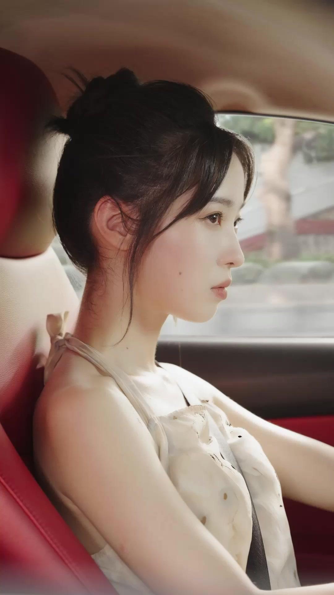 暴君黏上現代千金