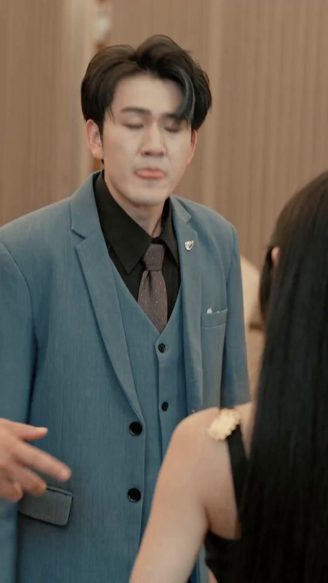 (Dubbed)Exiled Girl Now Rules Criminal World