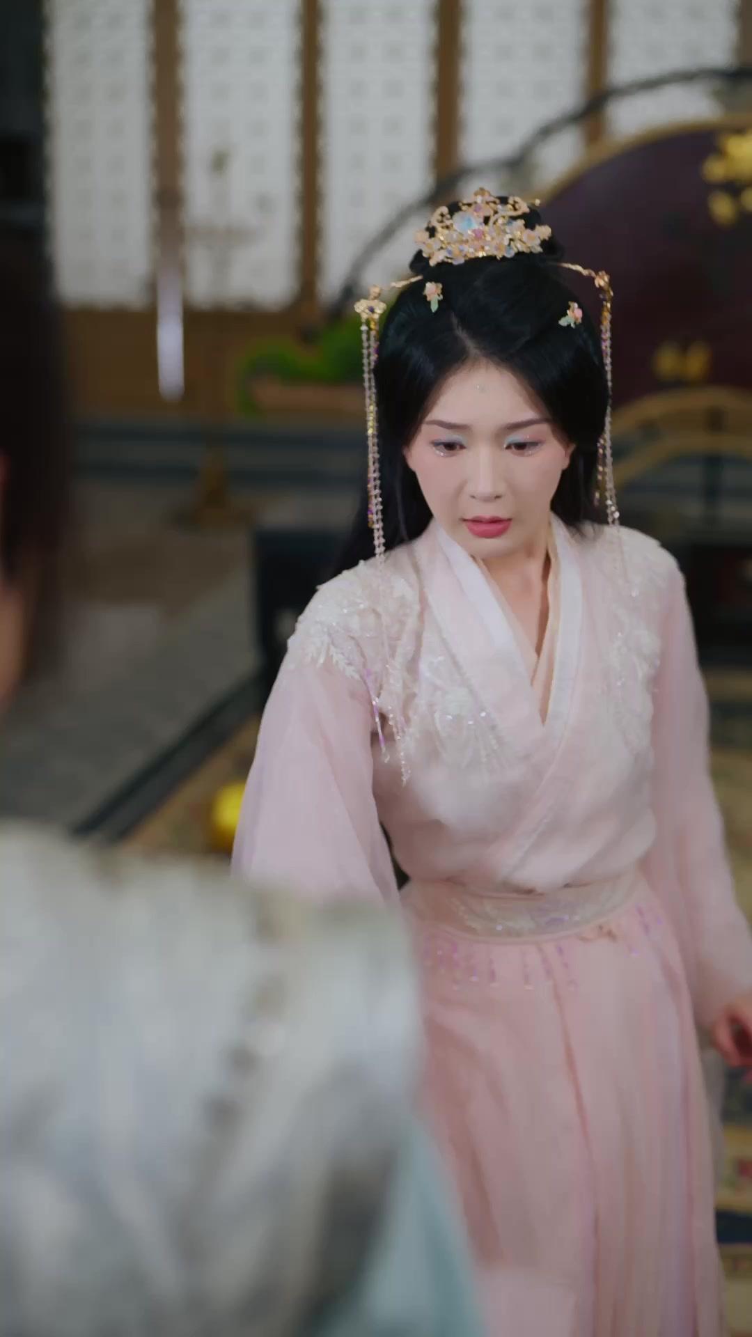 A Vilã… Que Quebra o Destino?!