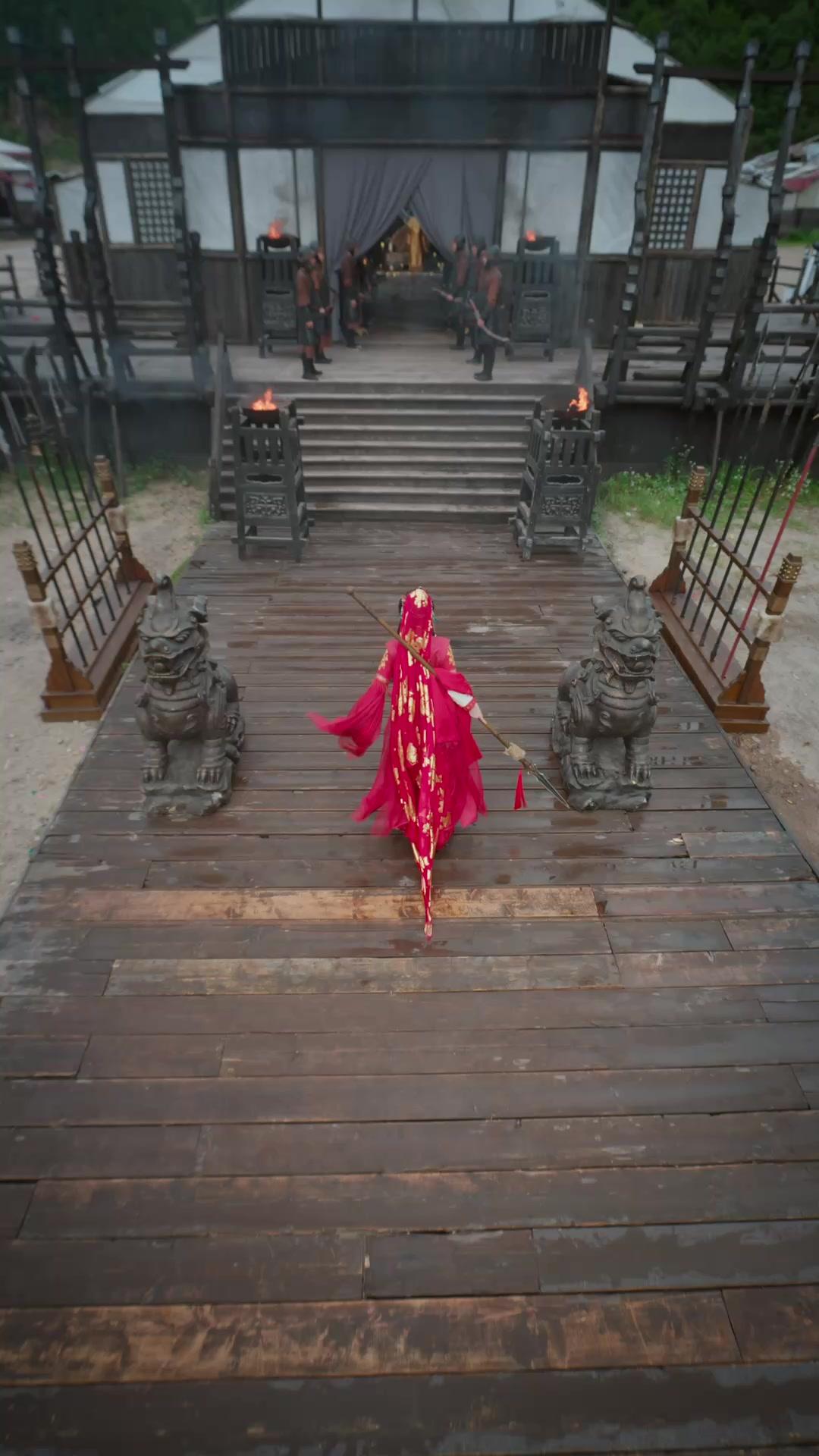 Scoppia il Caos a Corte