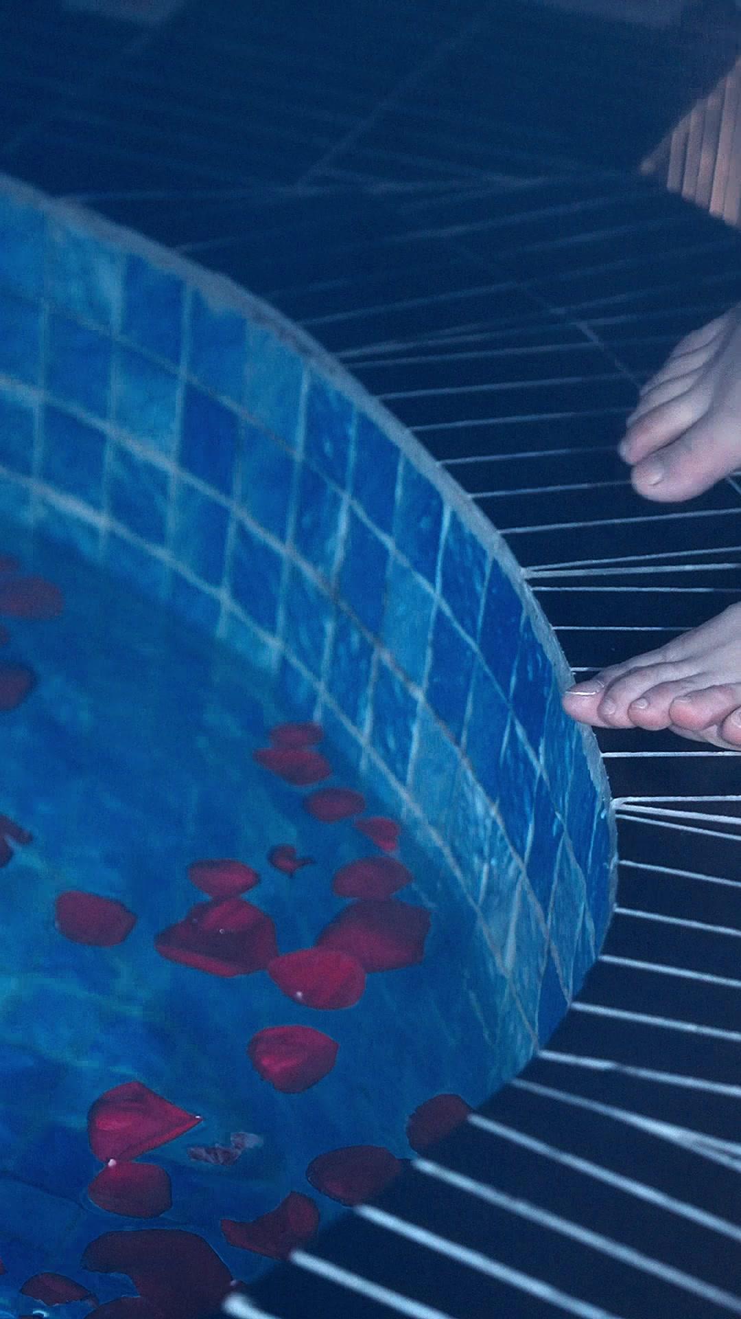 Beggar? Meet the Dragonlady!