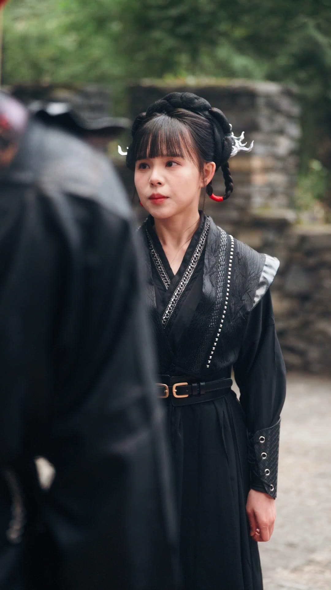 Penyamaran Ahli Pedang