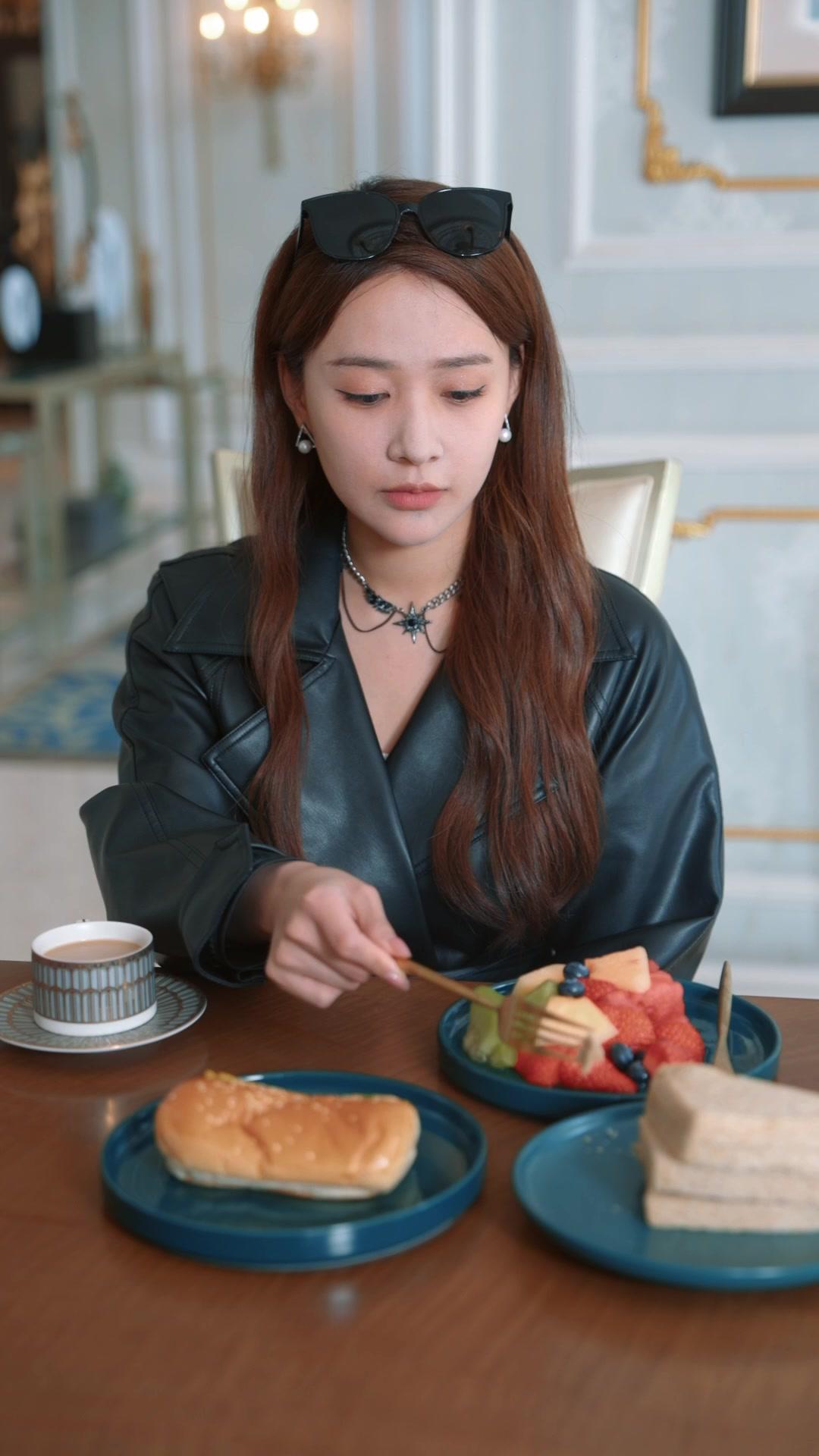 หลังจำคุก 3 ปี คุณหนูระเบิดแค้น