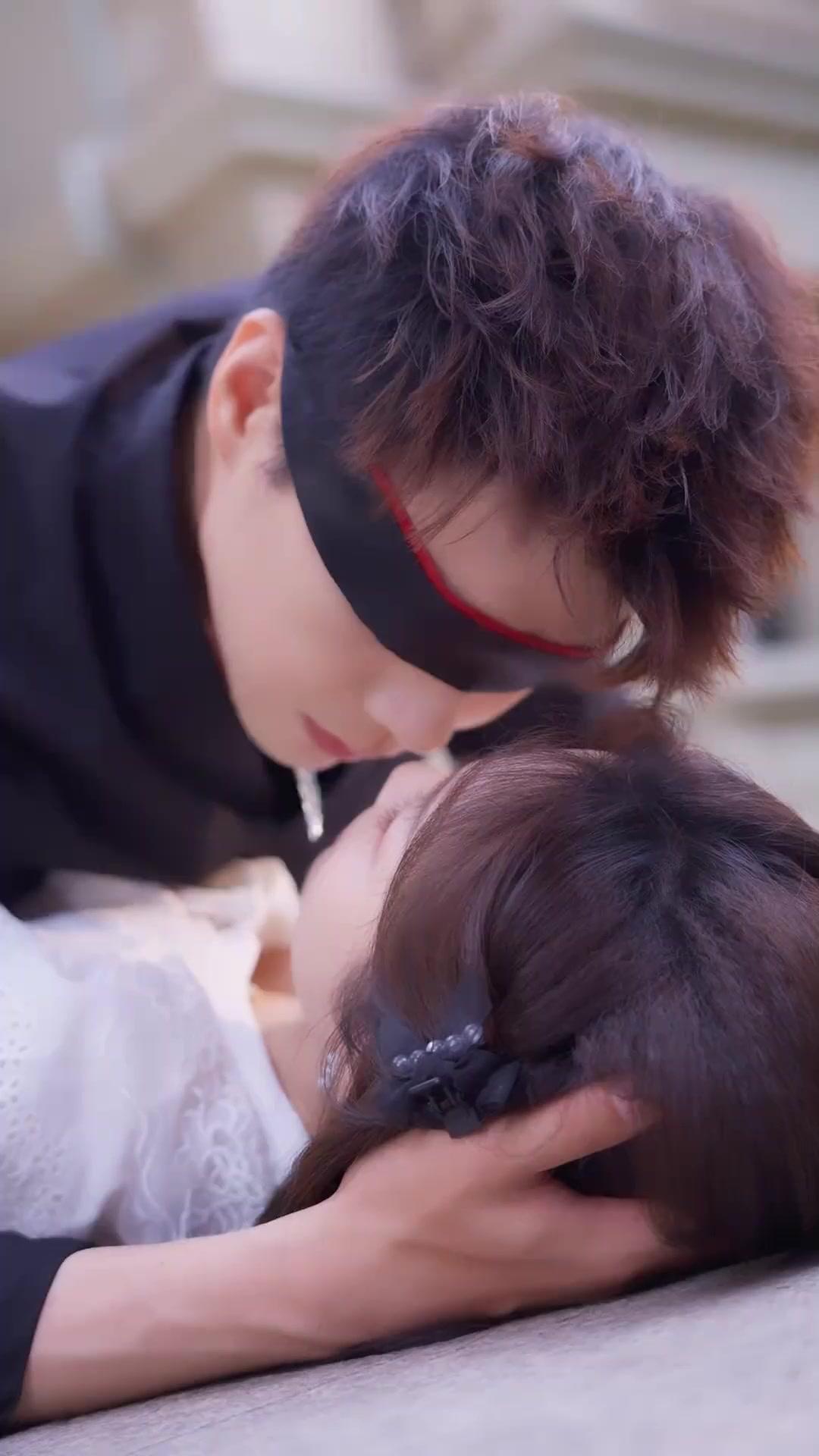 가려진 눈, 드러난 마음