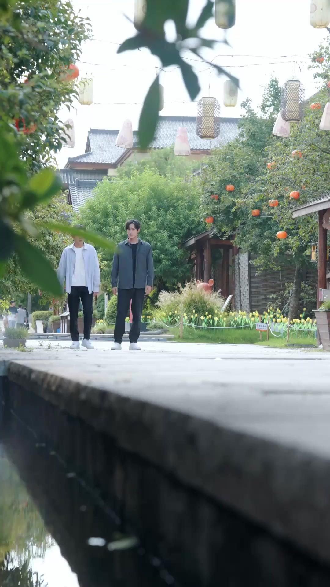 (Dublajlı) Tanrıların Dilsiz Geline İlticası