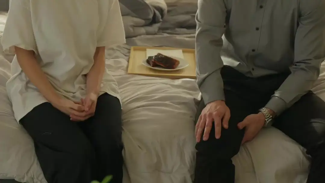 Becoming the Divorce Lawyer of My Billionaire Husband: The Phone Call That Rewrote the Contract