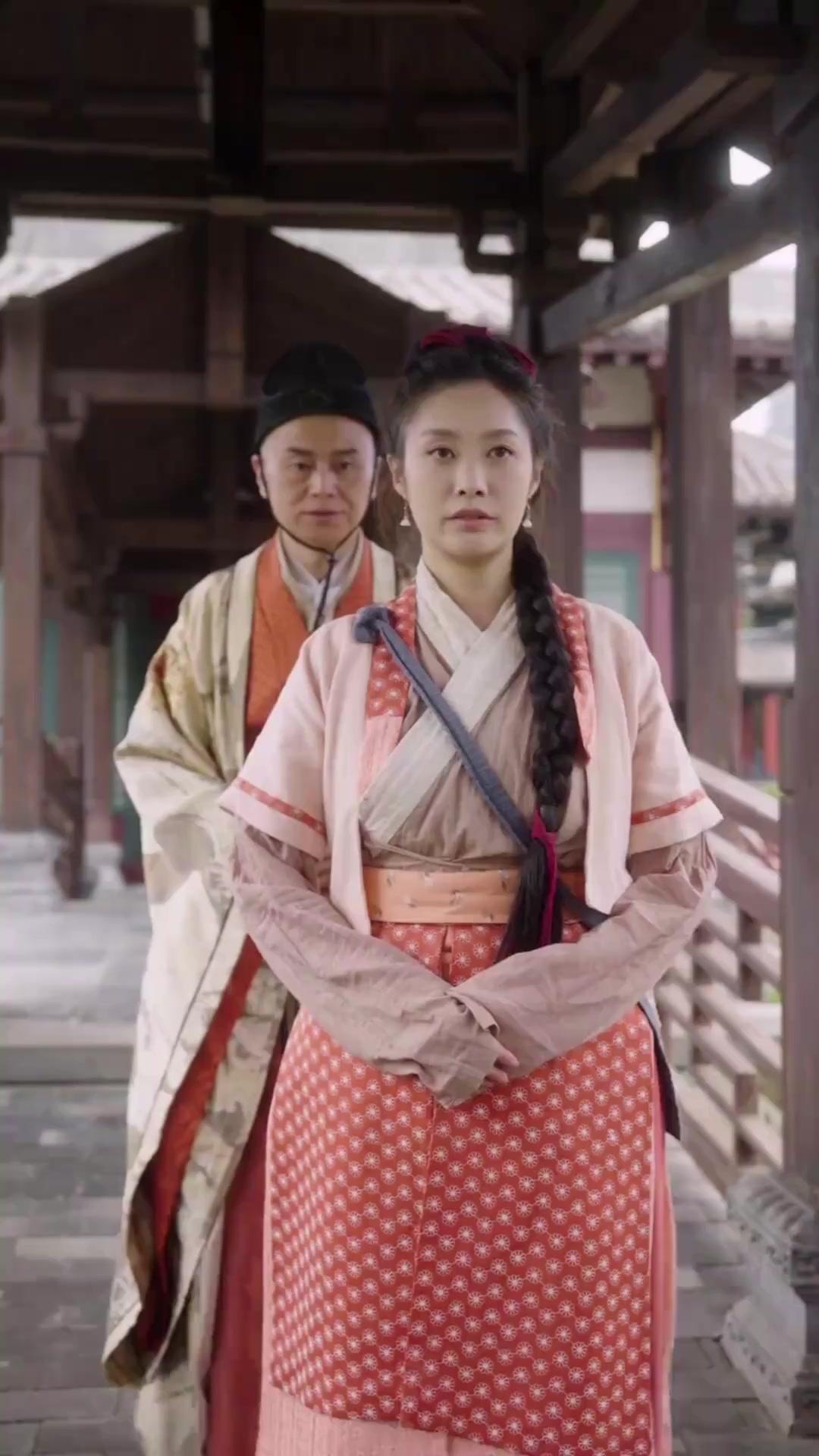 الأميرة العظمى لم تعد تتخفى