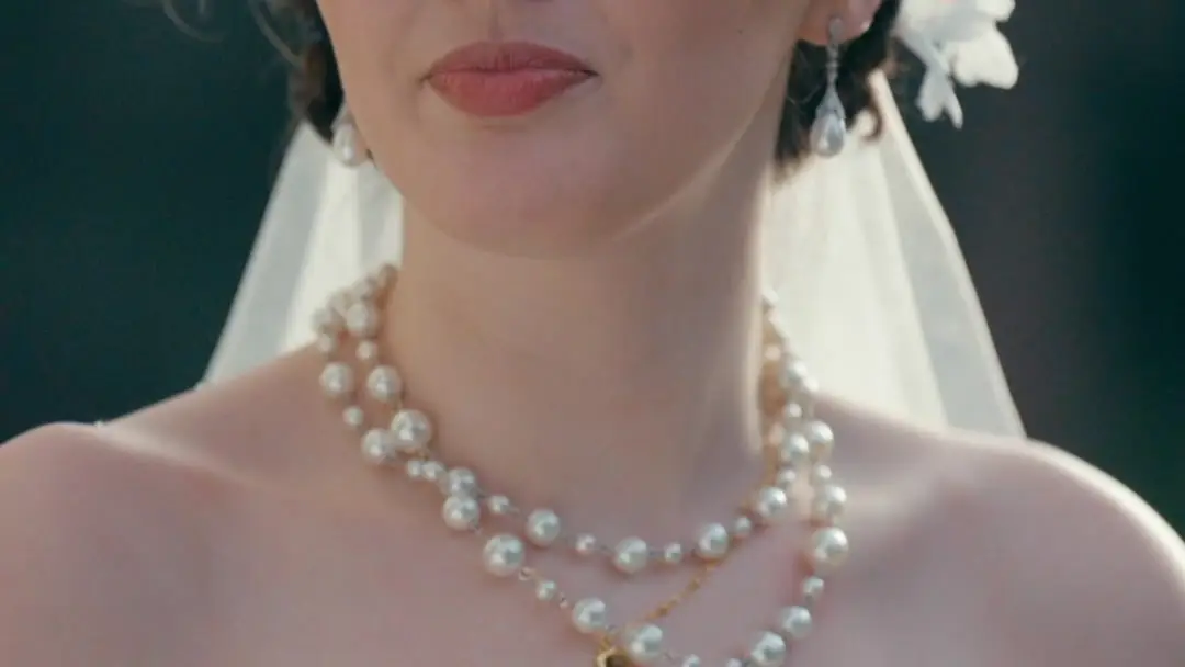 When the Photographer Steals the Show