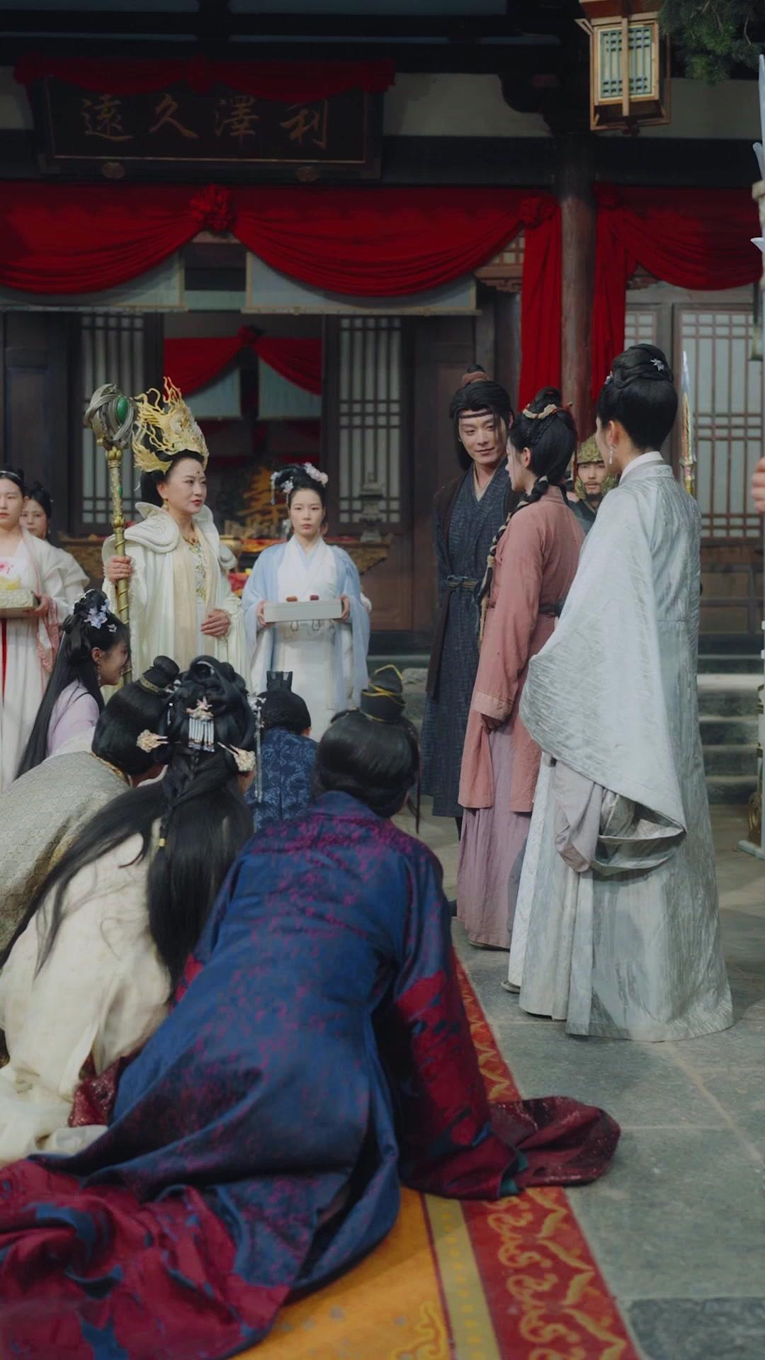 Tiada yang Tahu Identitasku