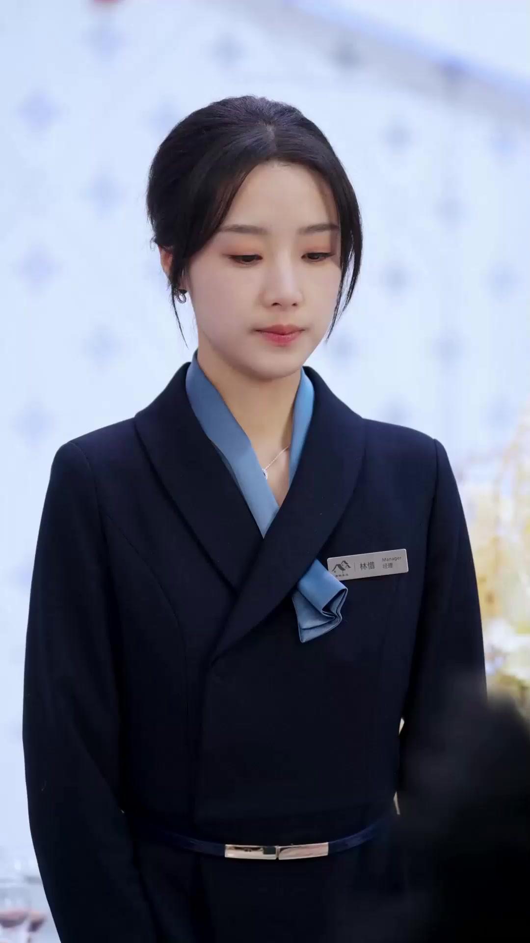 (Dubbed)Winter Romance at the Grand Hotel