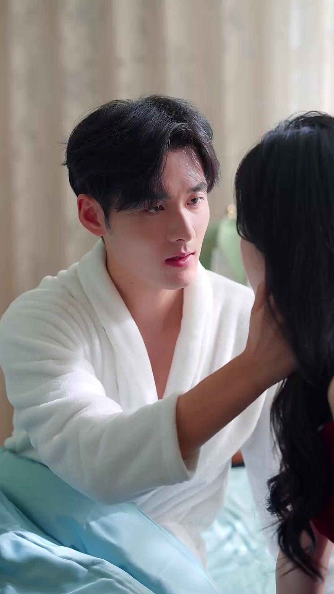 Adeus, Marido Ingrato! Meu Atual me Mima Demais!