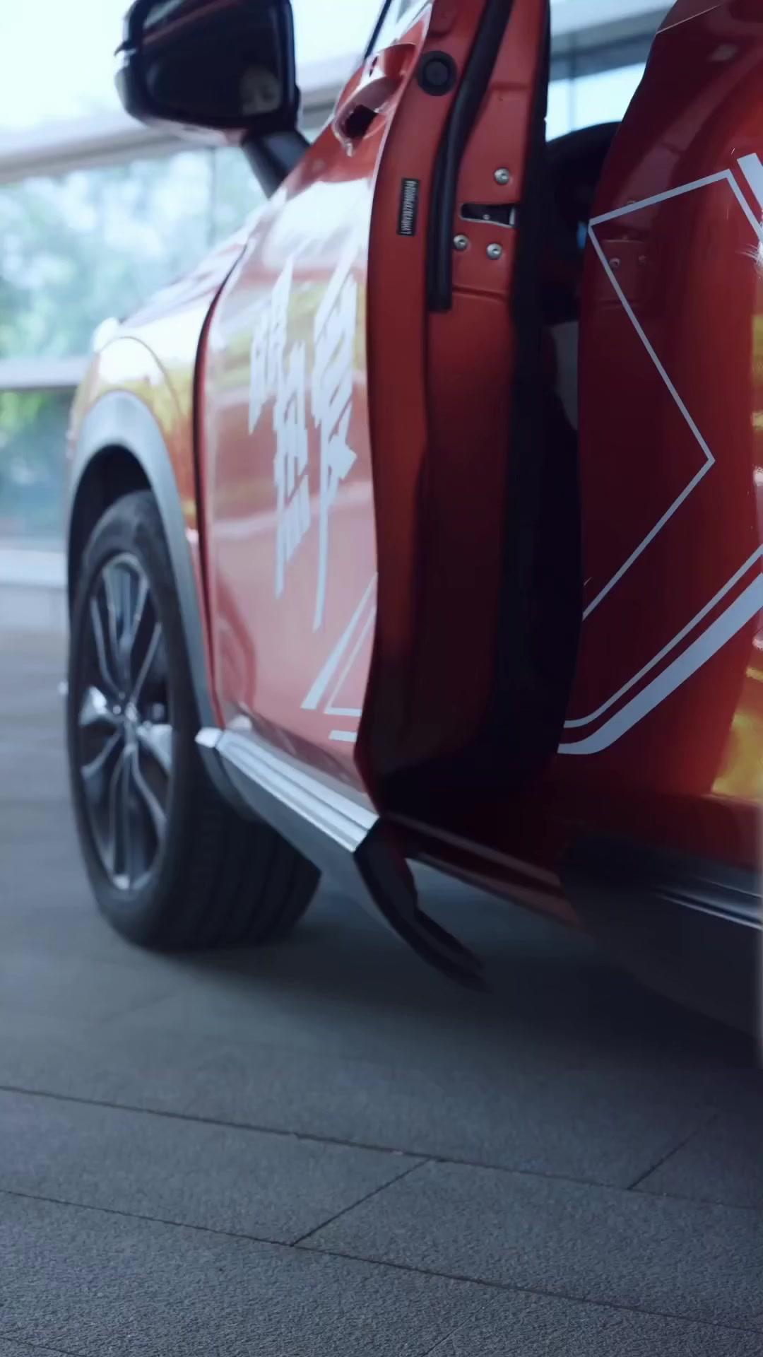 偷換人生：養母的陰謀圈