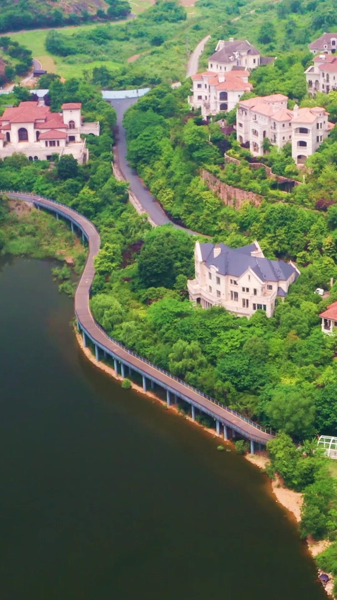 Verbrannt von der eigenen Familie