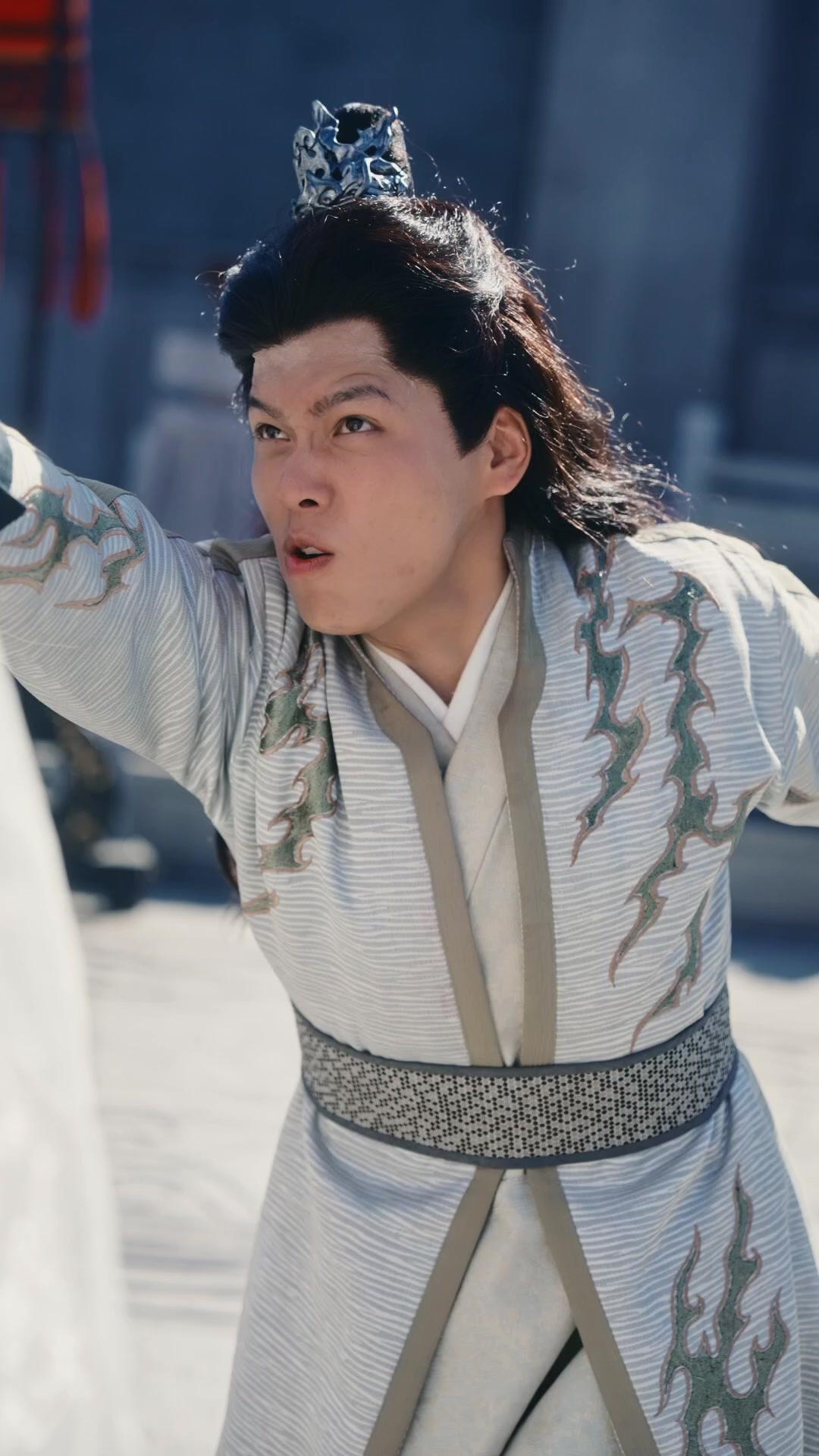 Si Bodoh Itu Punya Kekuatan Dewa