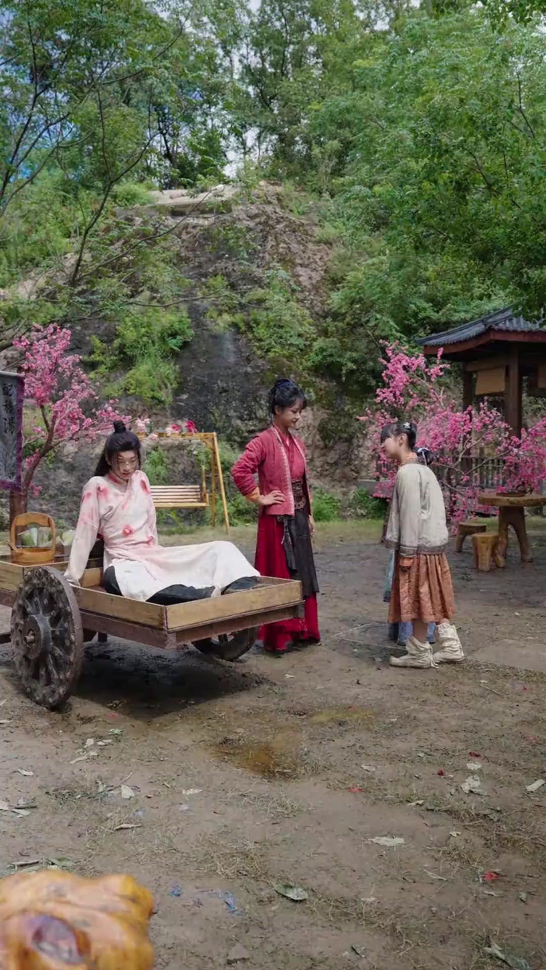 Oops, I Got a Caged Prince