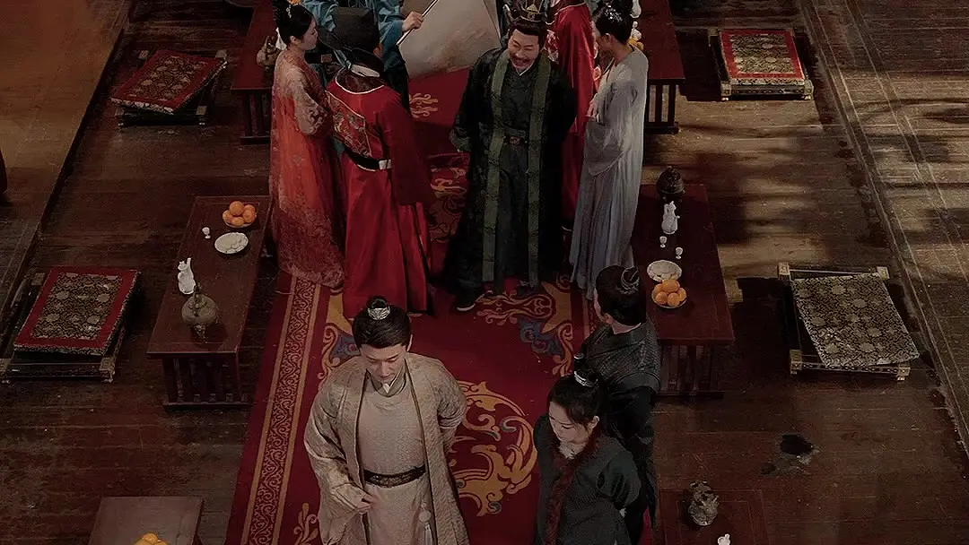 Shadow of the Throne: When a Smile Hides a Sword