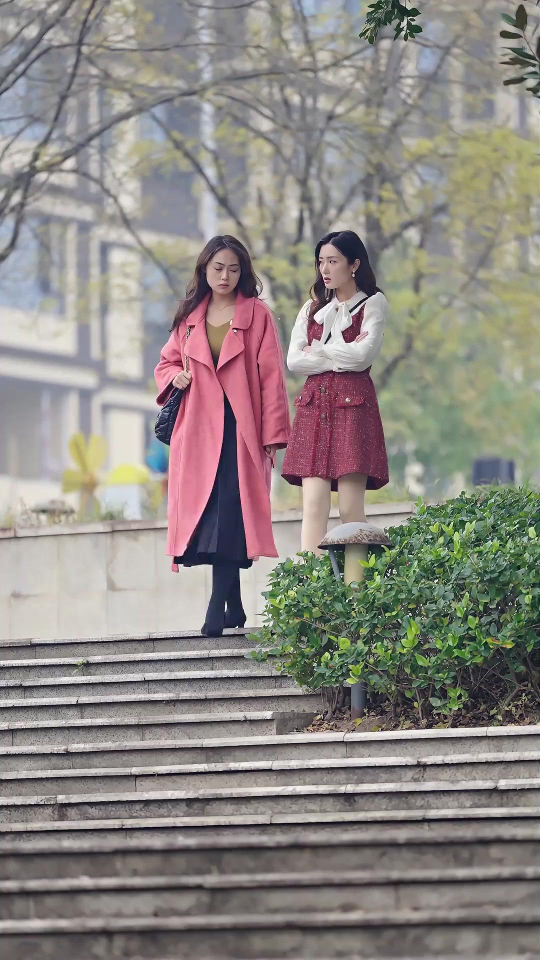 Bé Rồng Đến Chúc Phúc