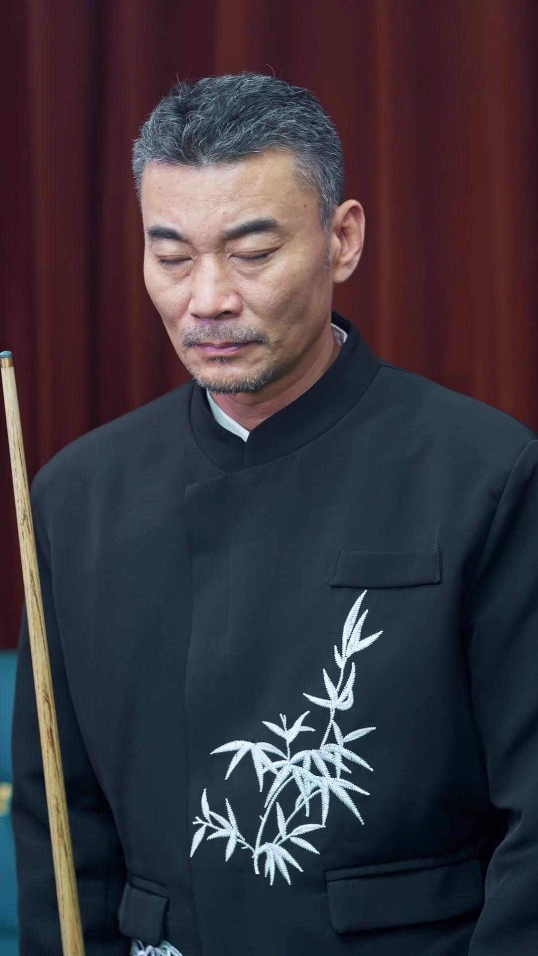 DIEU DU BILLARD : RETOUR DU MASQUE