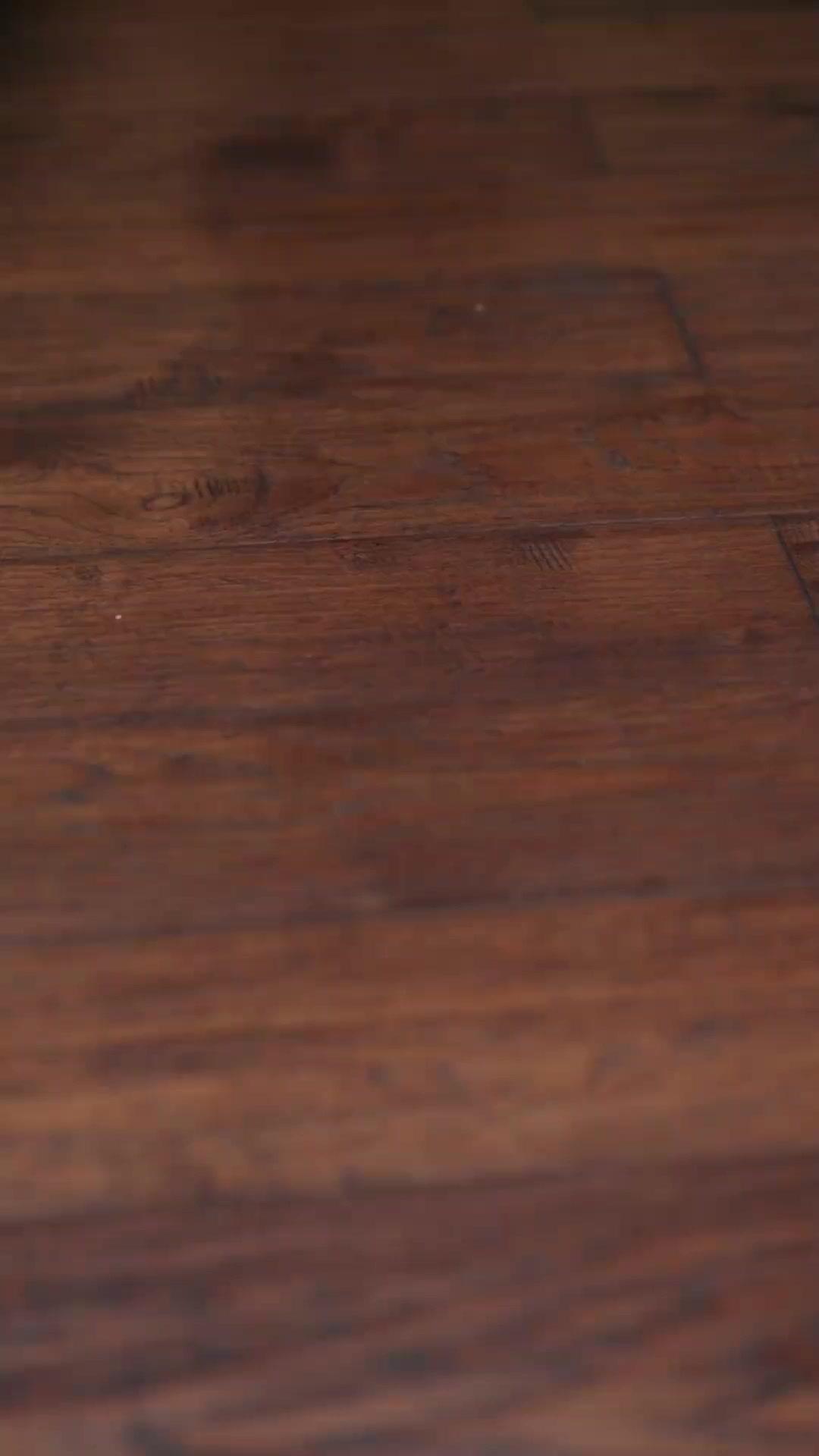 Lầm Gãy Cành Vàng