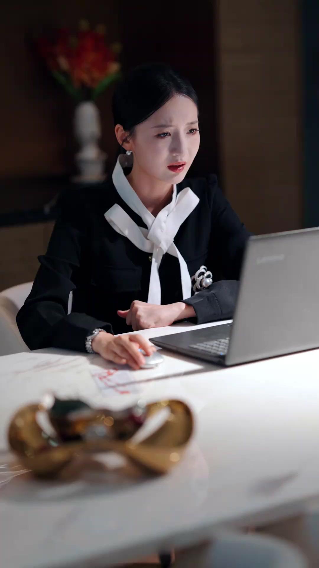 ไม่รักแล้ว จะทำอะไรก็เชิญ