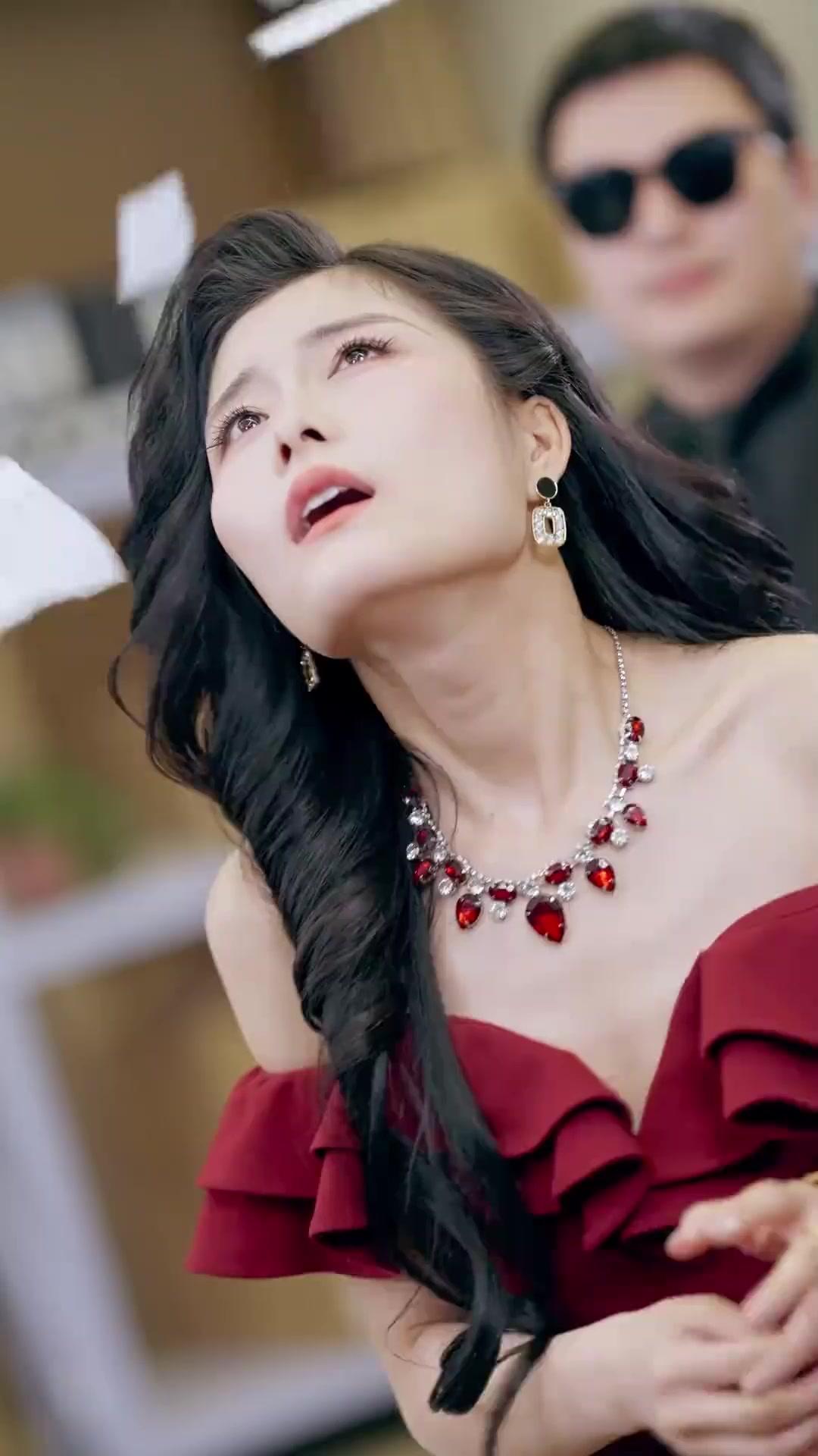 Zero Bonus for Top Sales?!