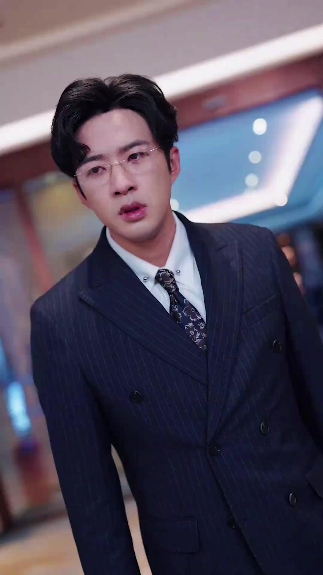 Sisa Cinta di Ujung Luka