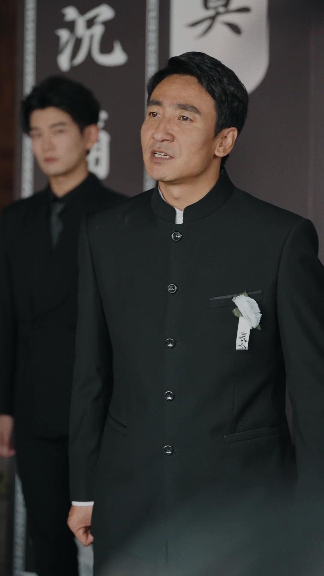 臥底英雄，重啟逆襲人生