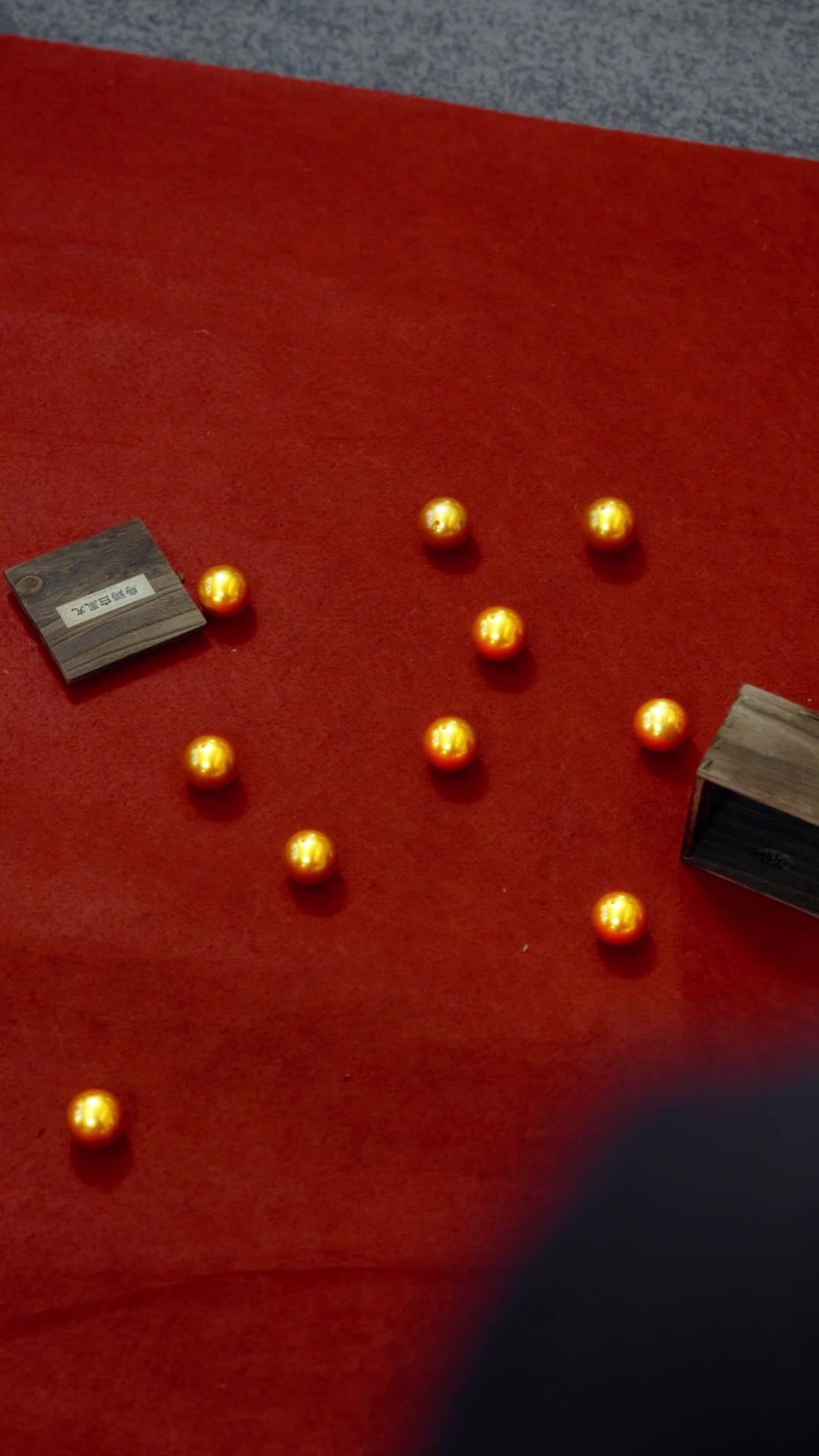 Aile Yemeğinde Masayı Devirdim