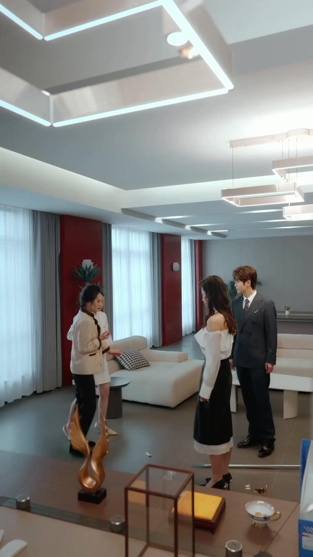 GENIE FILS, MÈRE MYSTÉRIEUSE