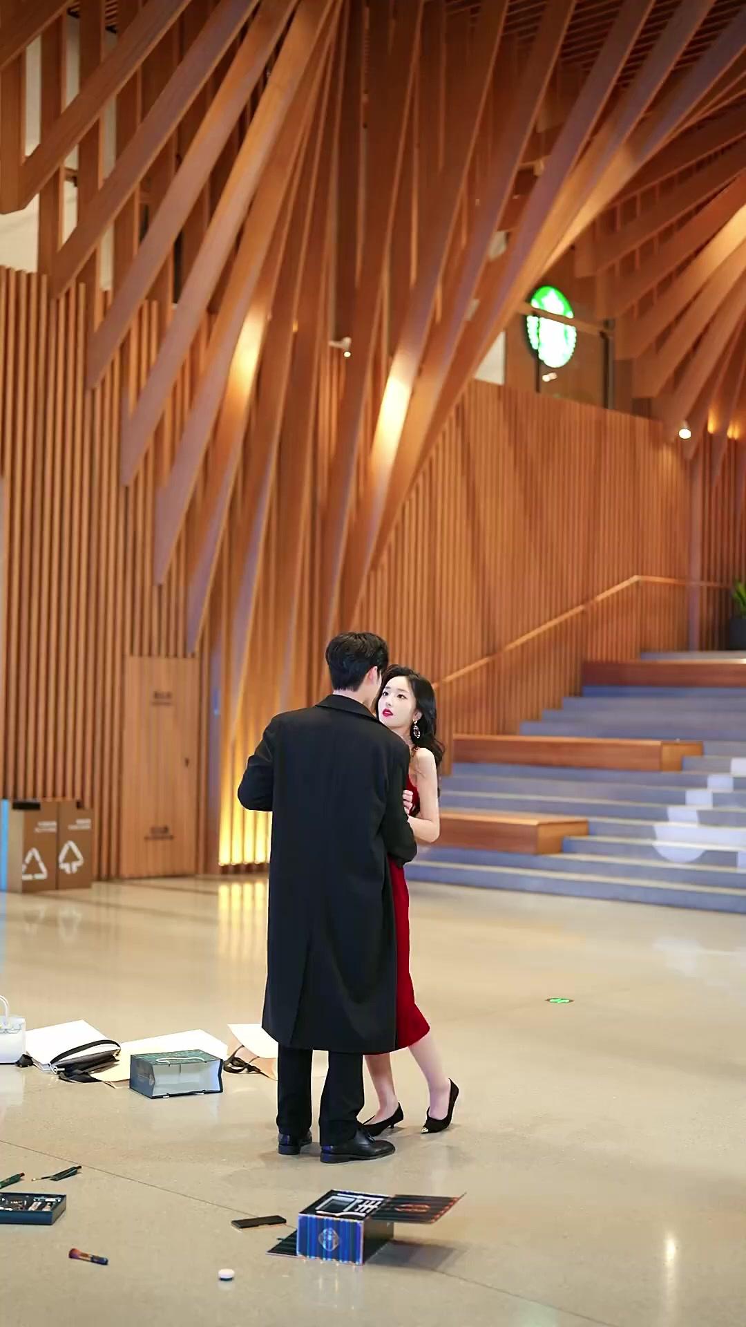 Adeus, Marido Ingrato! Meu Atual me Mima Demais!