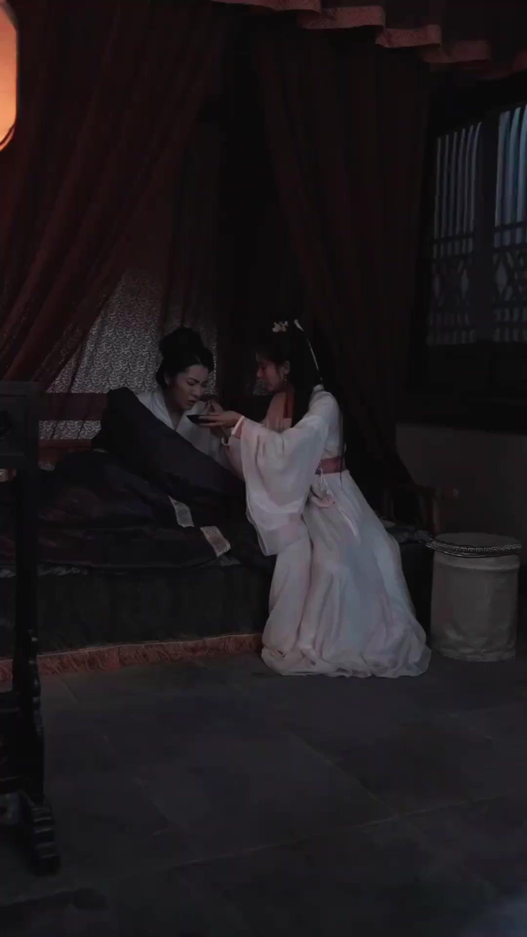 (Sulih suara)Kembalinya Ratu Phoenix