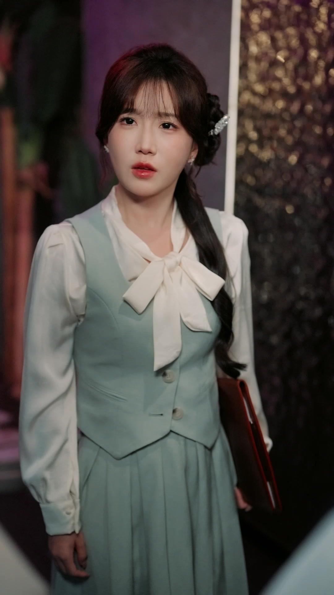 Nữ Chủ Tưởng Gia