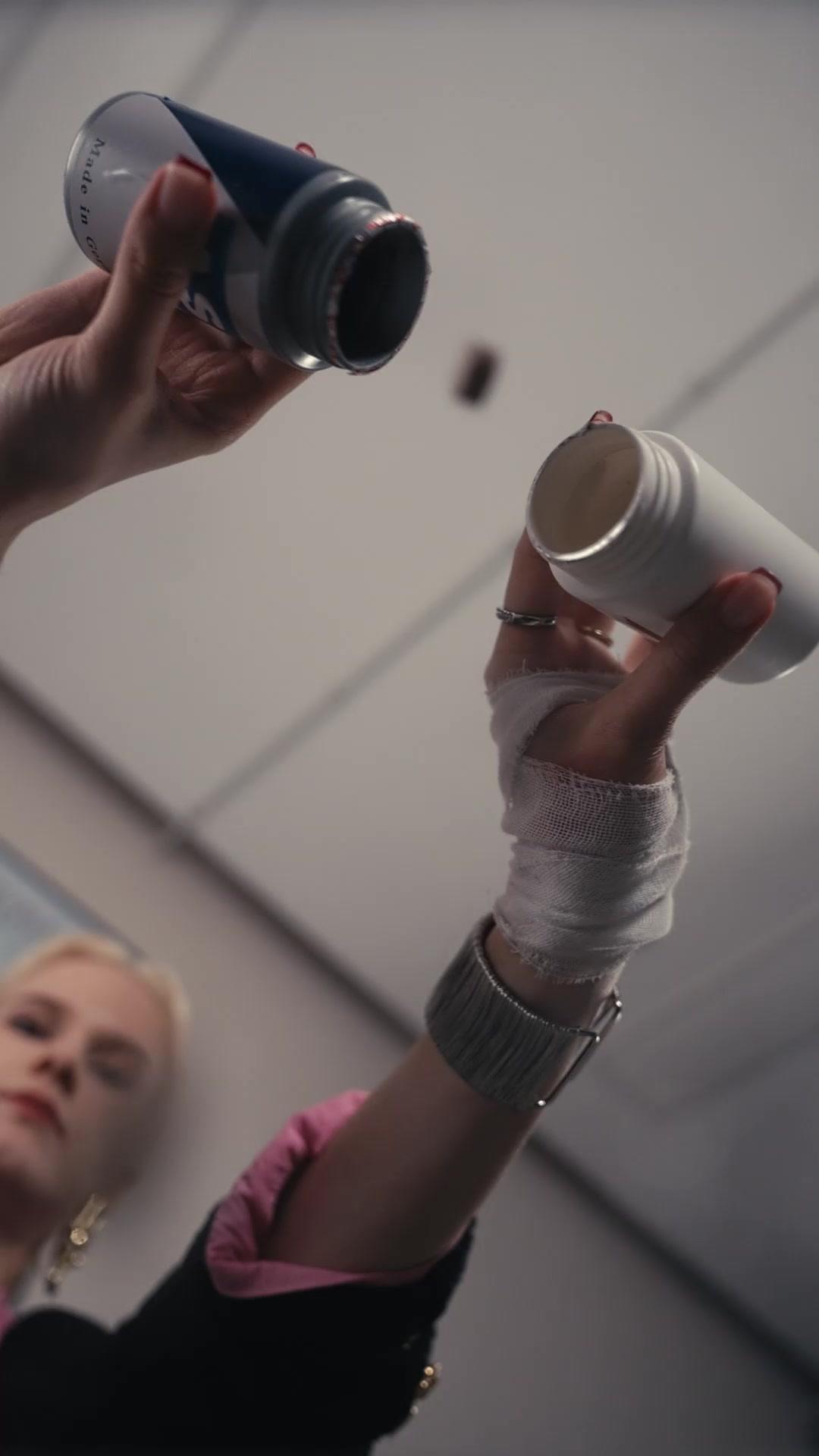 A Mistake at Sea: The Evil Bride Crossed the Billionaire Madam