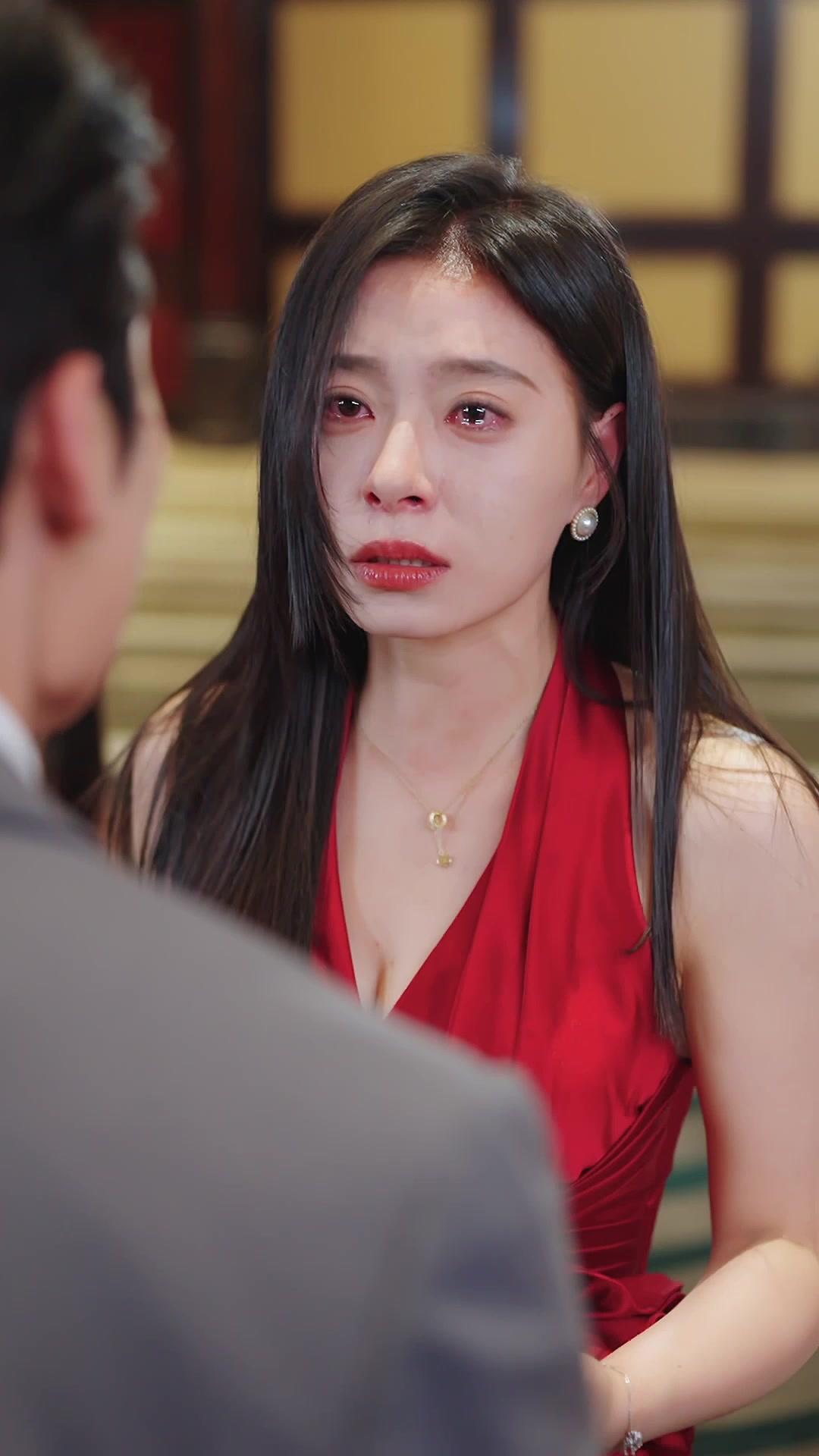 Bullied Me? My Dead CEO Ex Is Back!