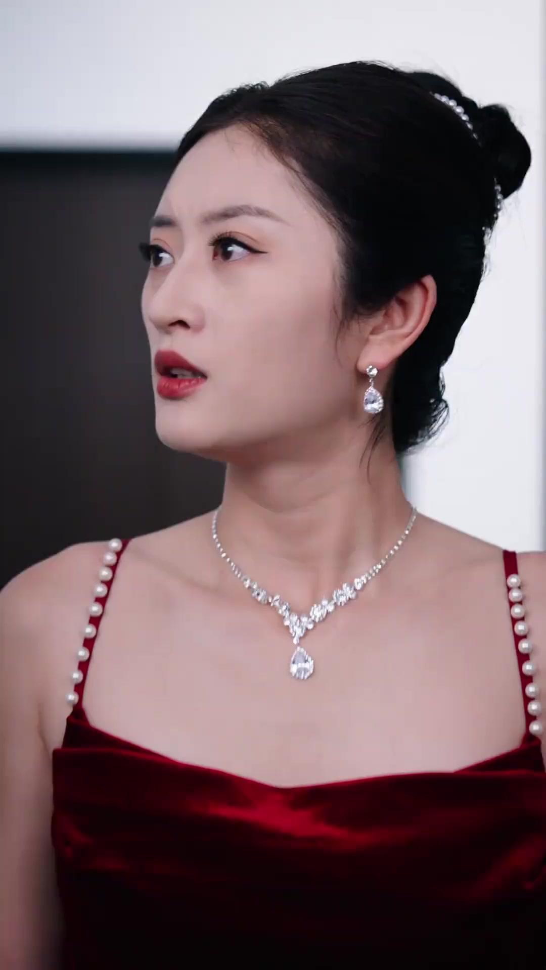 (مدبلج) في قلب الظلام… عاد حاملًا ثمن كل الخيانات