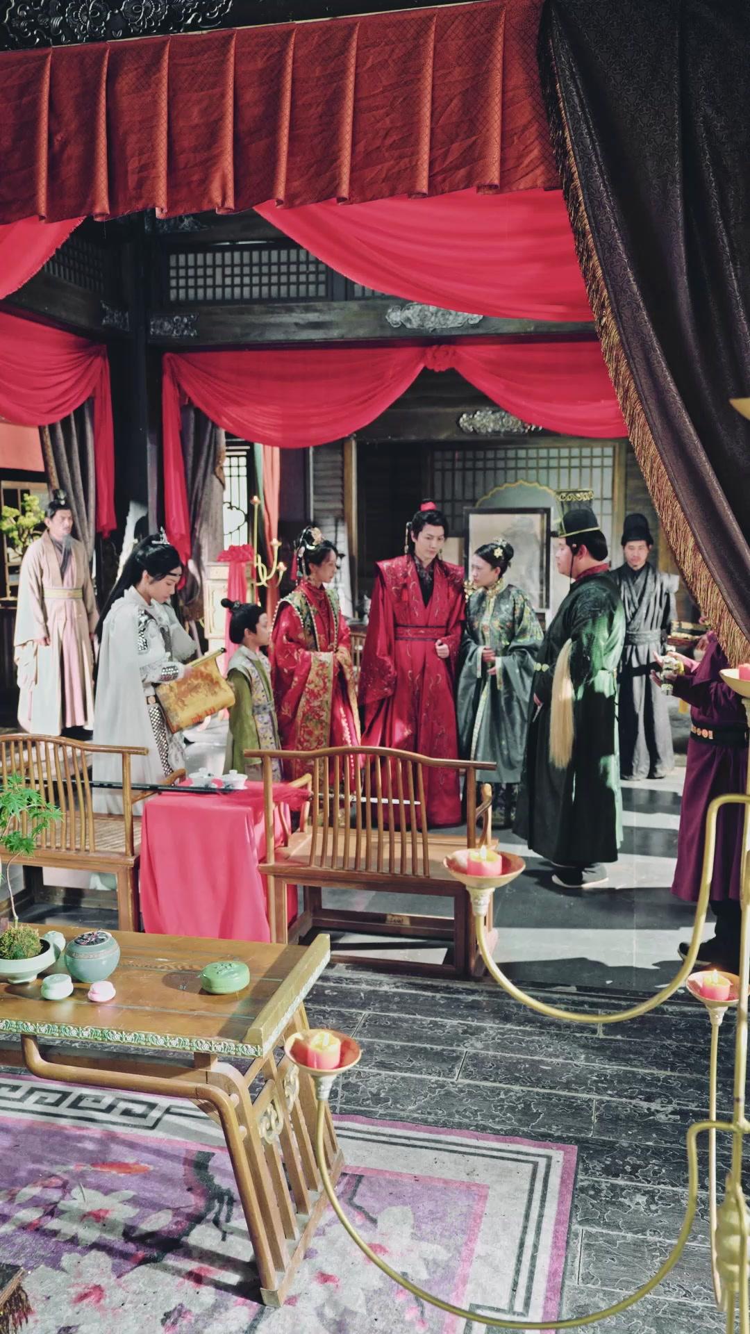 Ferro e Rossa: Il Destino del Regno