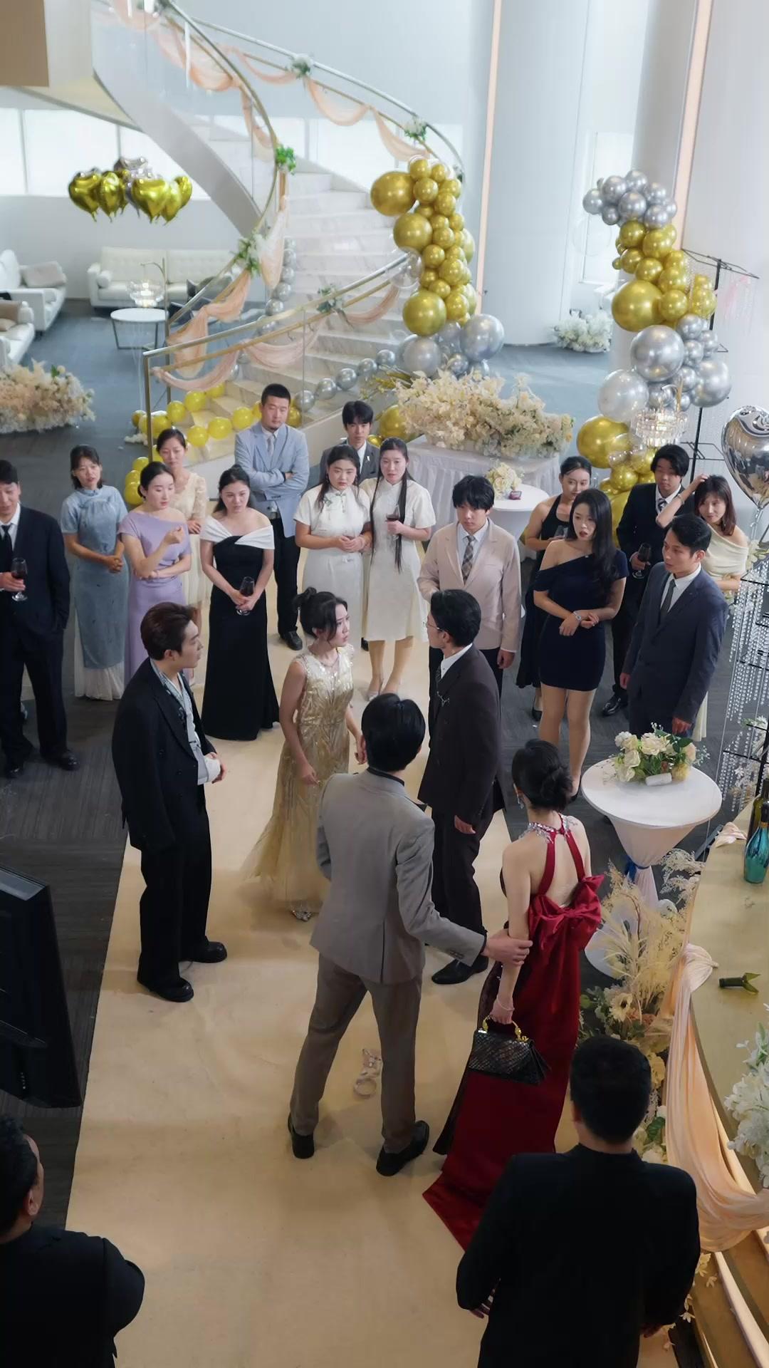 Con mi tarjeta, pagó a su amante