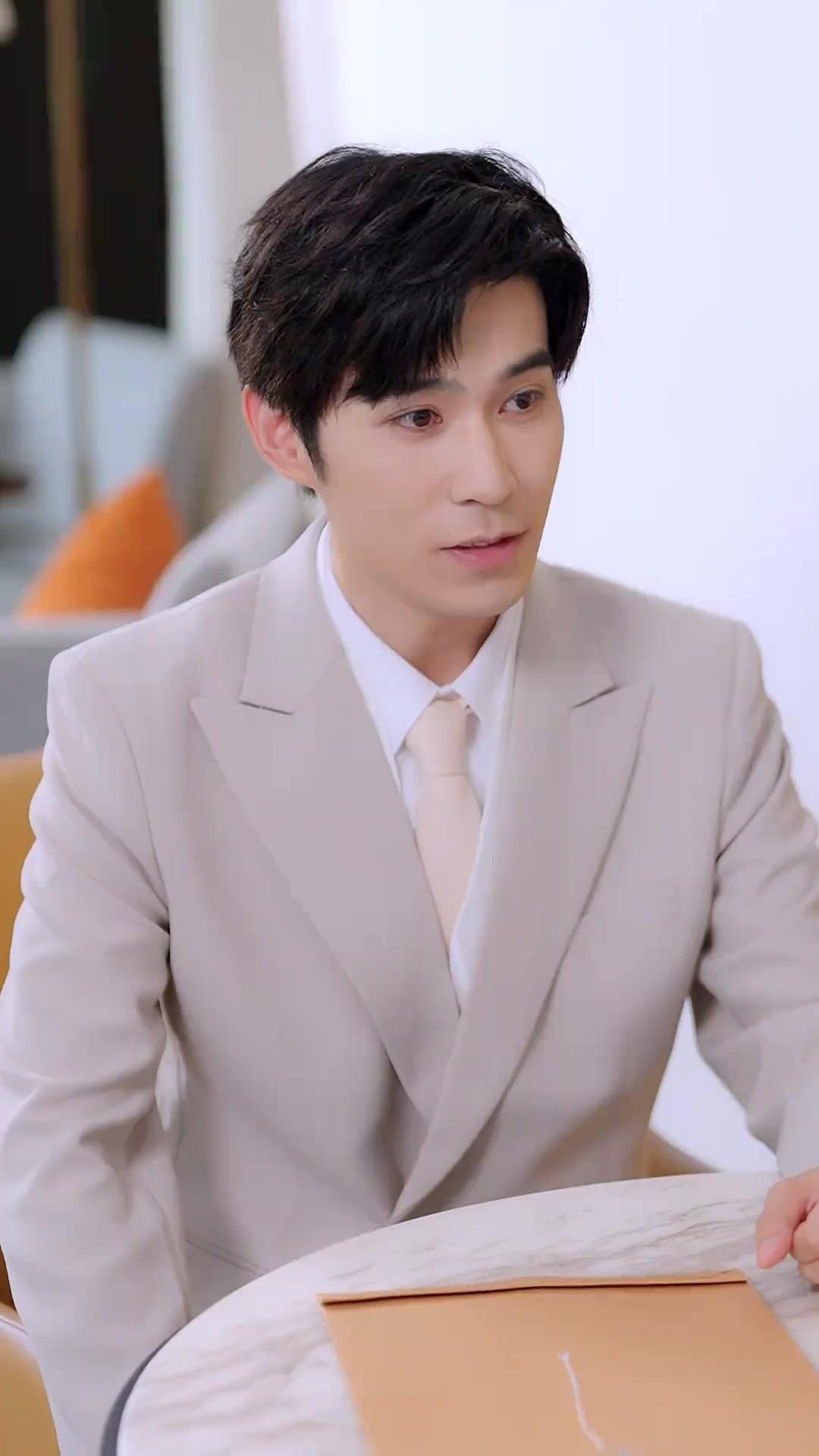 （더빙）결혼은 가짜, 사랑도 가짜? 