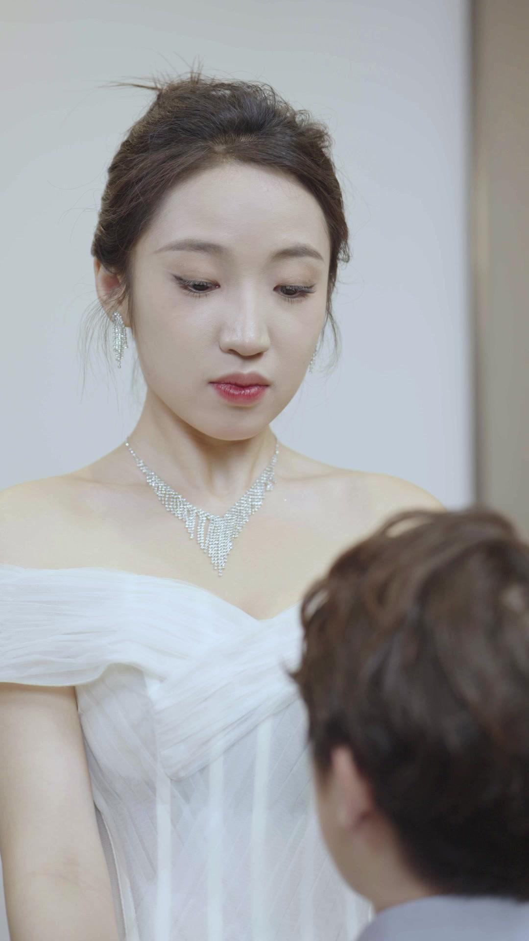 PAPA MILLIARDAIRE, FOU D'AMOUR