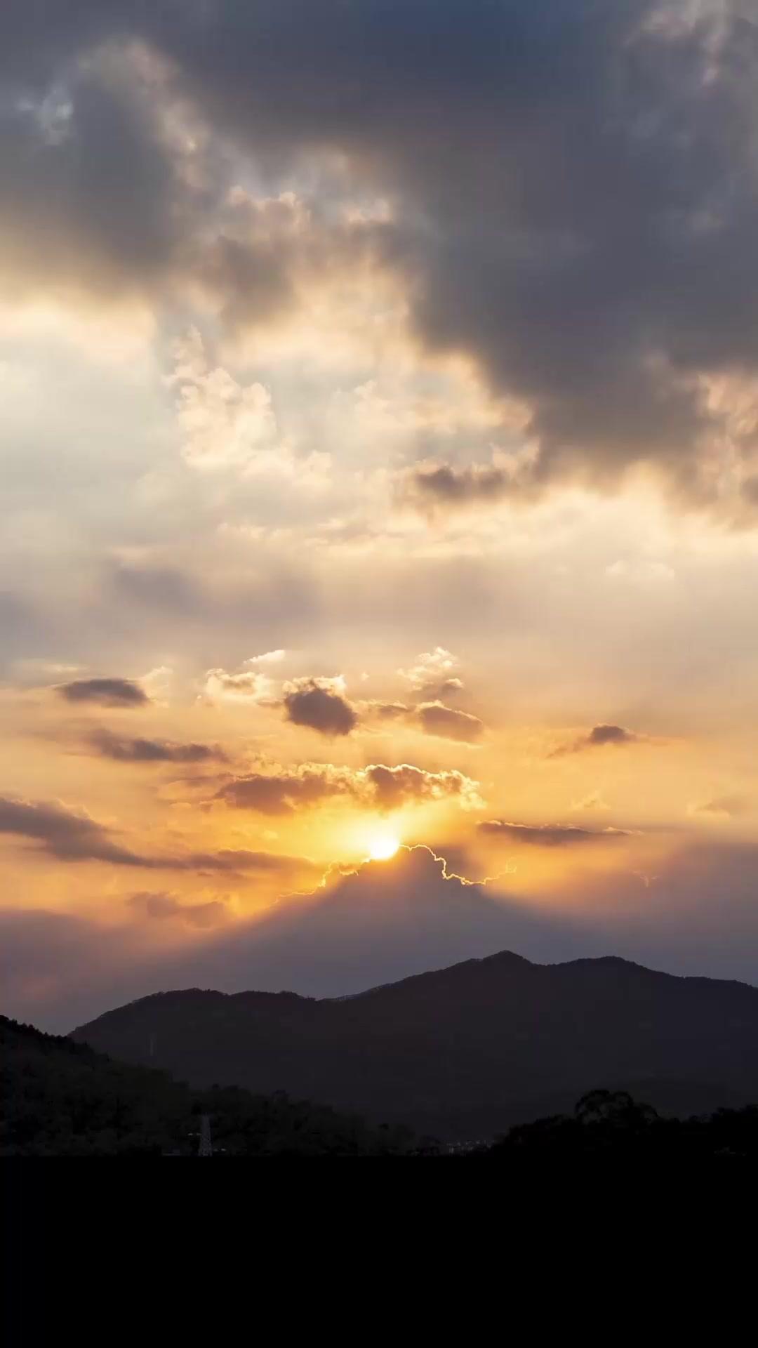 Die Nacht der zweiten Ehe: Der Mann im Koma erwacht