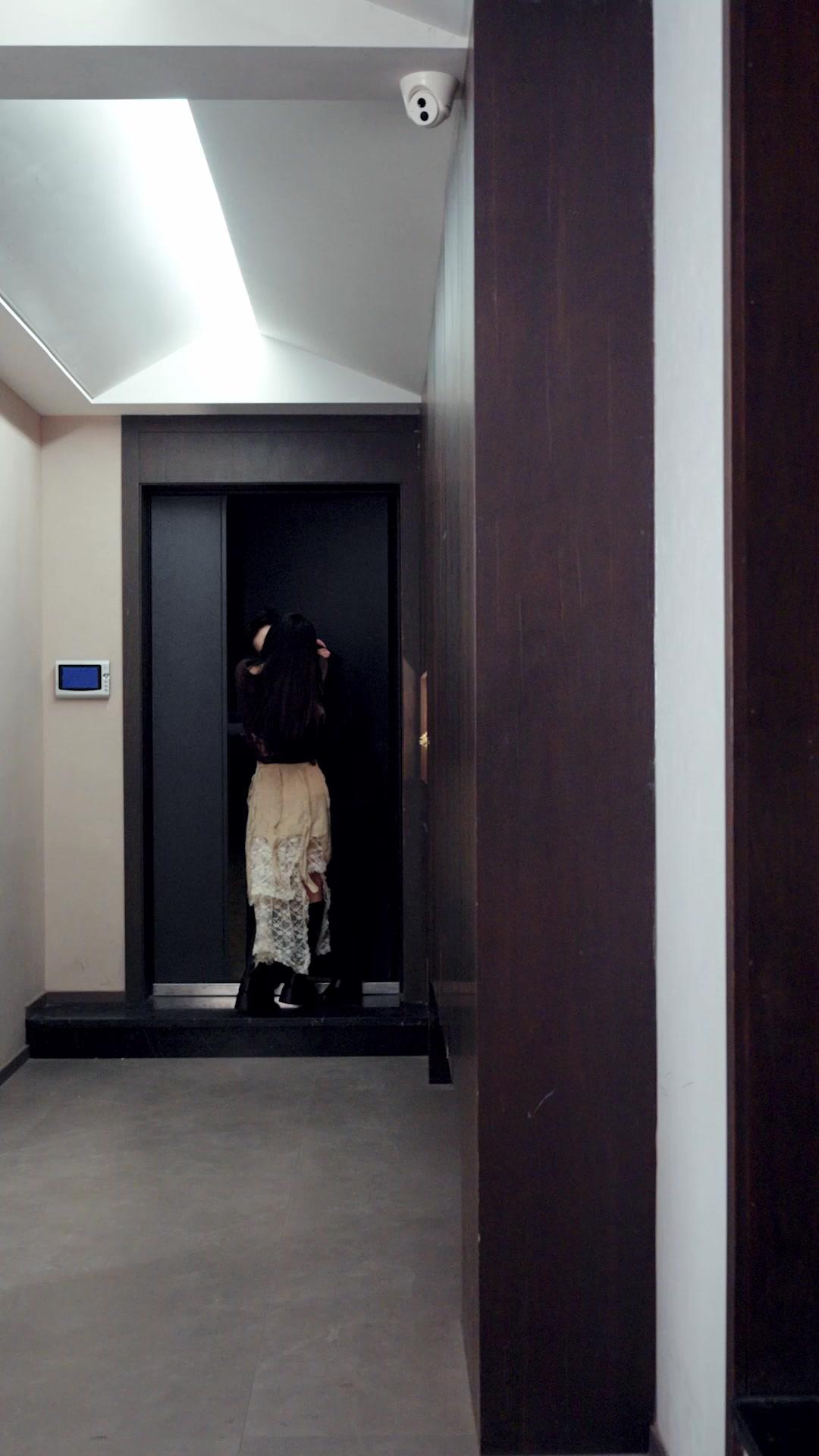 Terlalu Memanjakannya