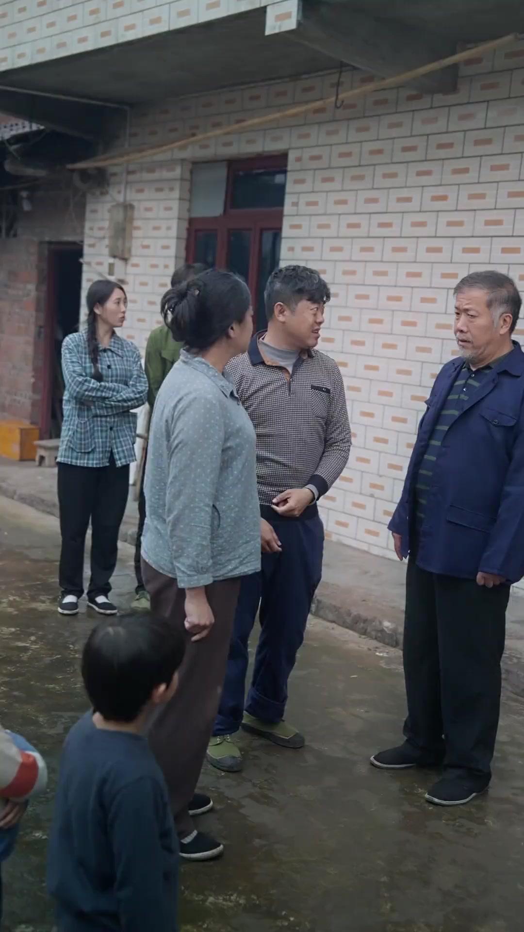 UNE SECONDE CHANCE POUR LE BONHEUR