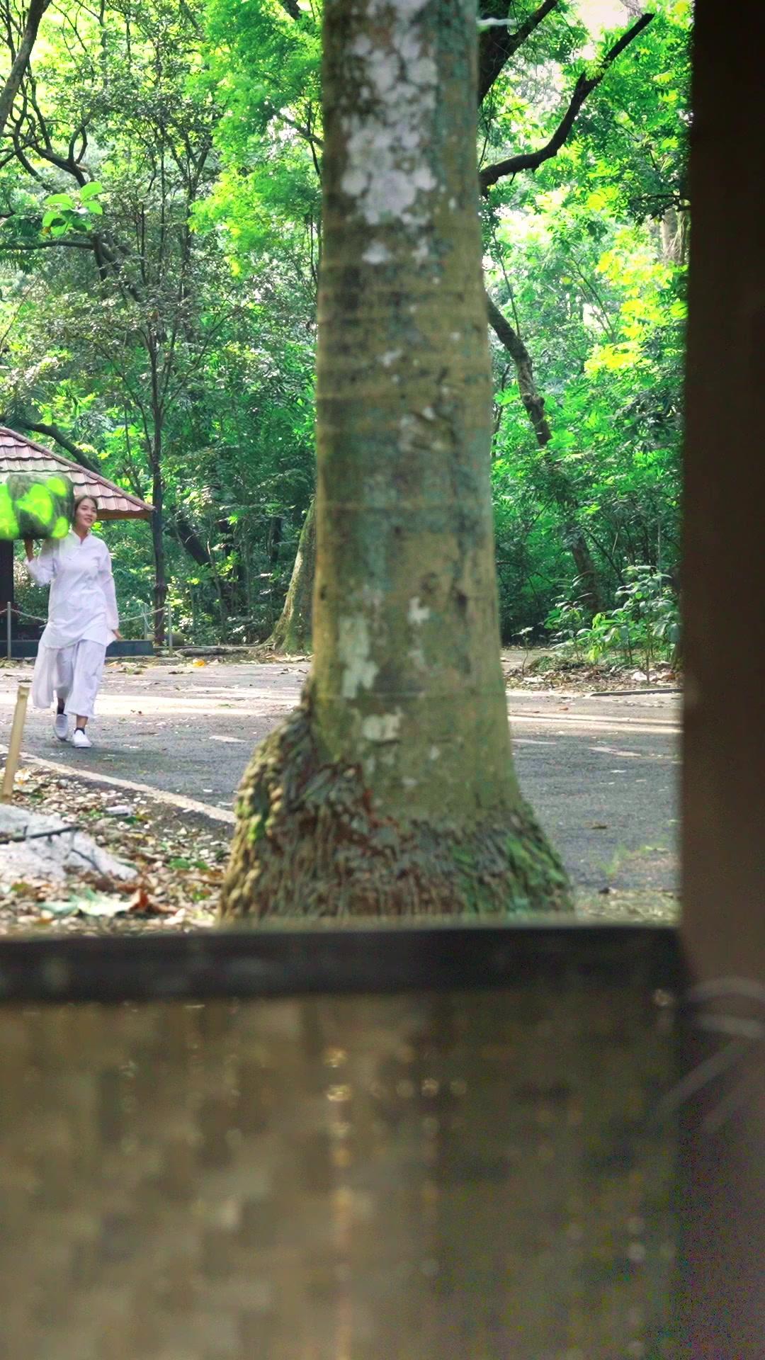 Cewek Super Bikin Baper