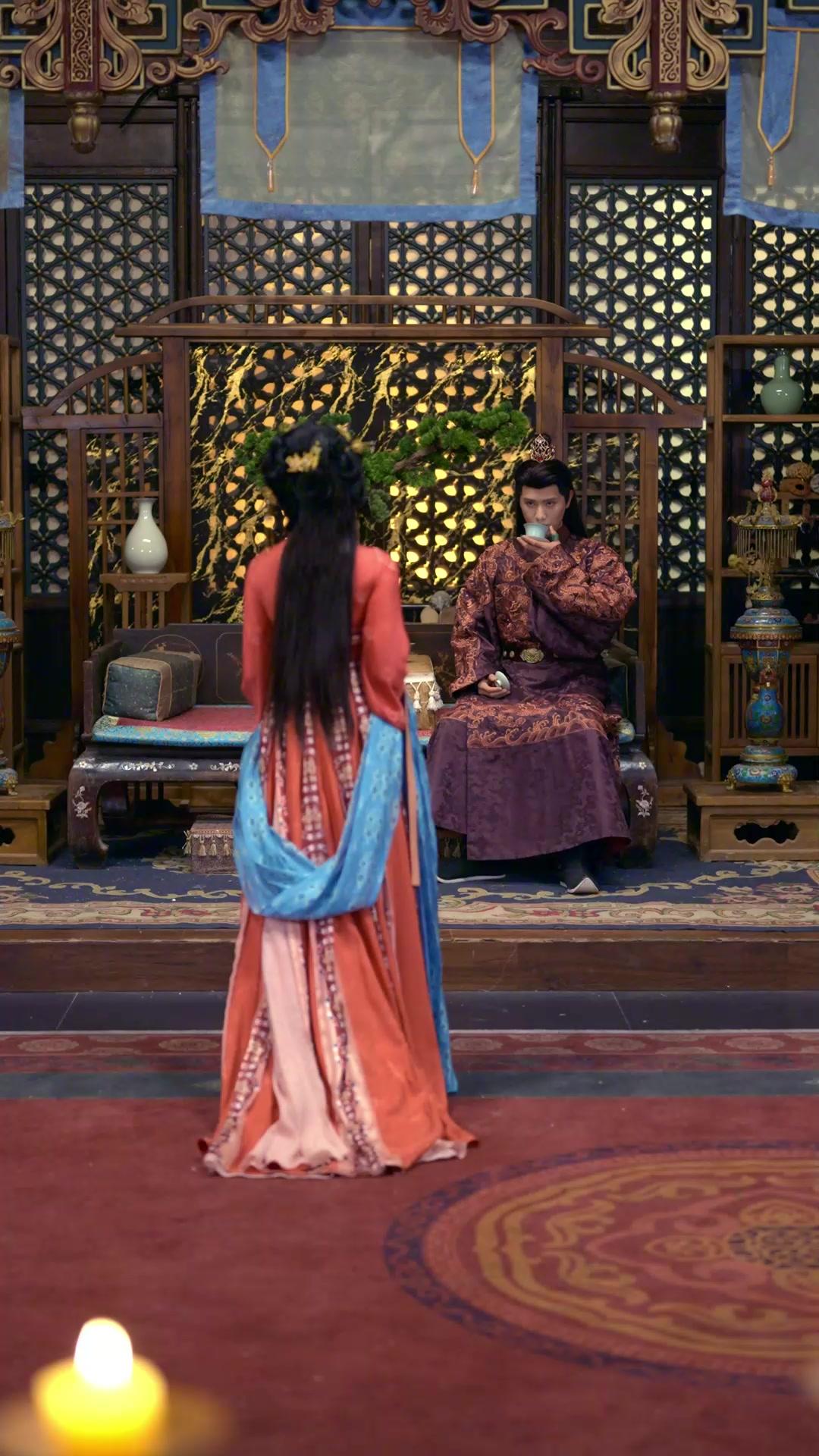 The Fake Emperor’s Game