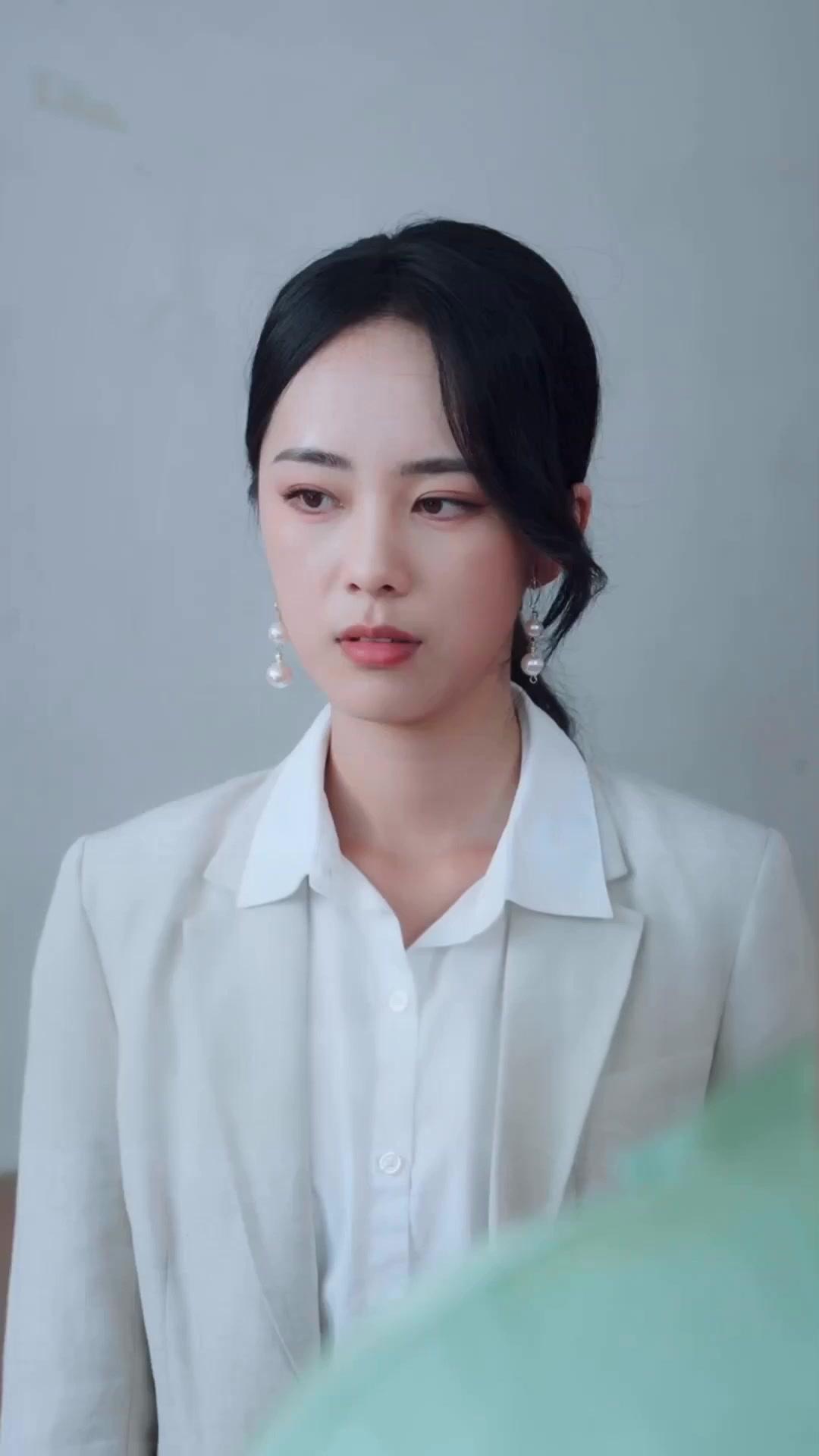 偷換人生：養母的陰謀圈