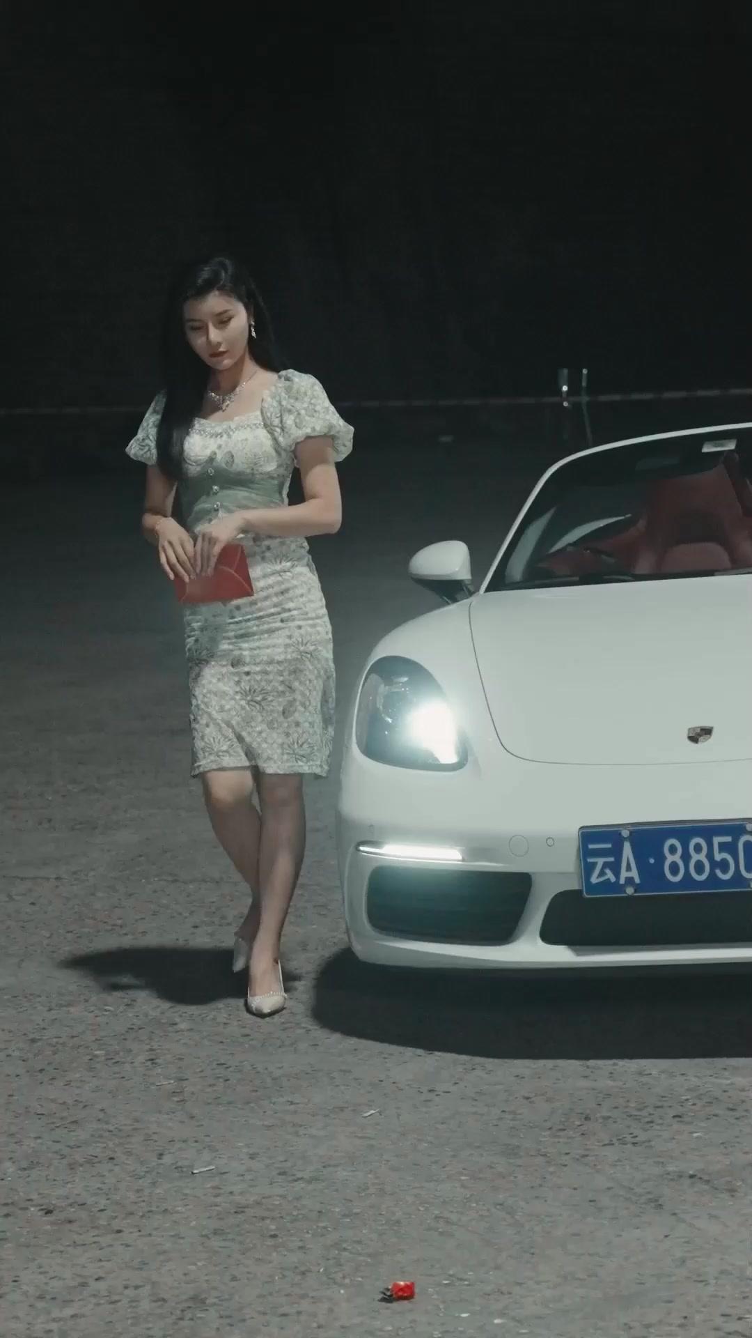 Il Drago Nascosto: il venditore di barbecue